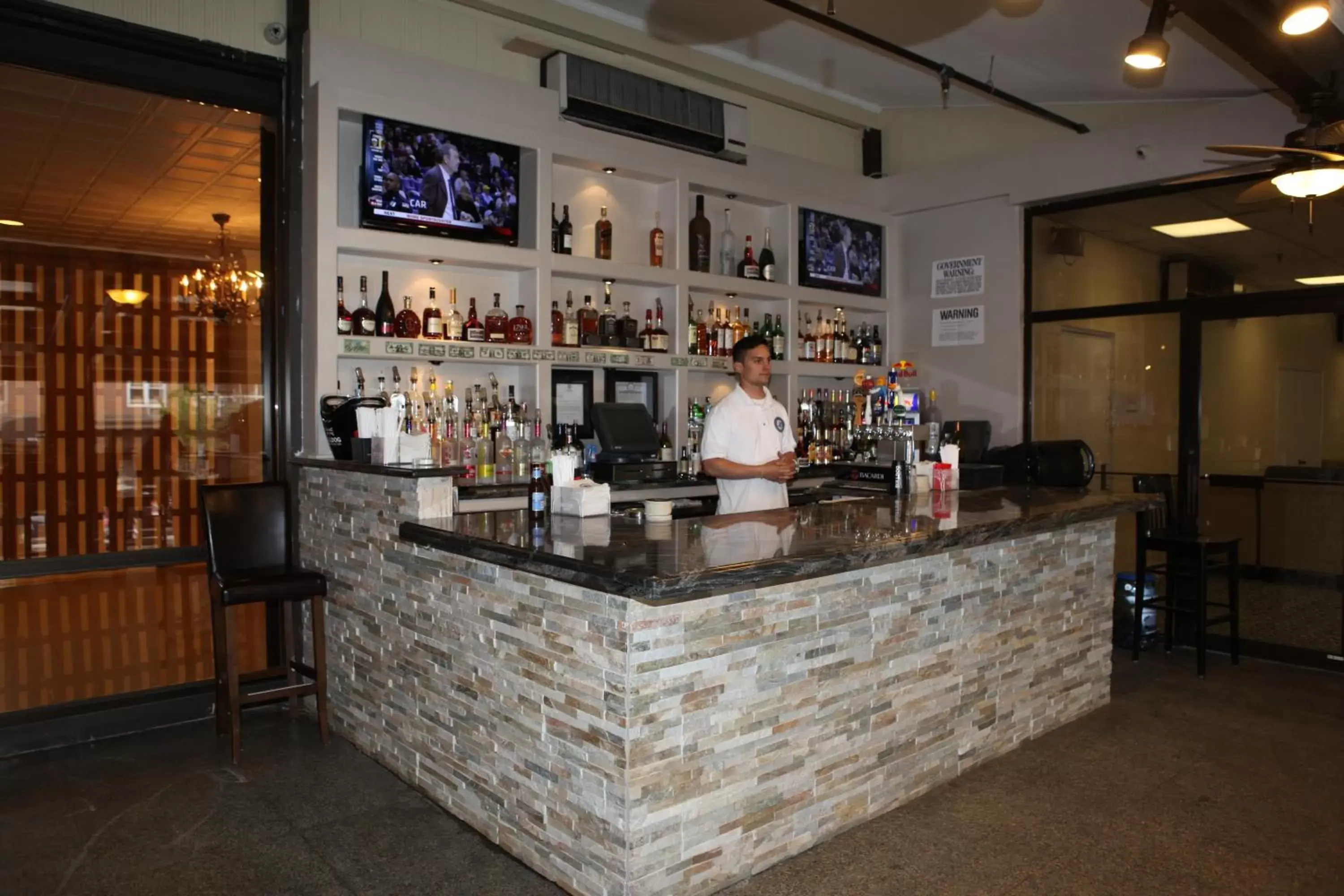Lounge or bar, Lounge/Bar in Long Beach Hotel