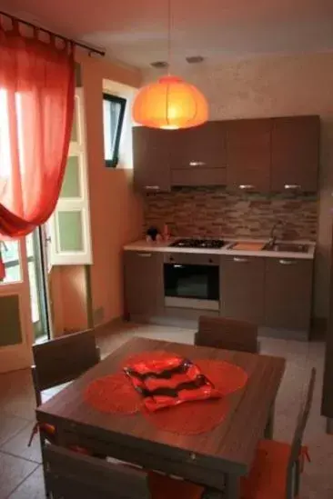 Communal kitchen, Kitchen/Kitchenette in Foresteria delle Naiadi