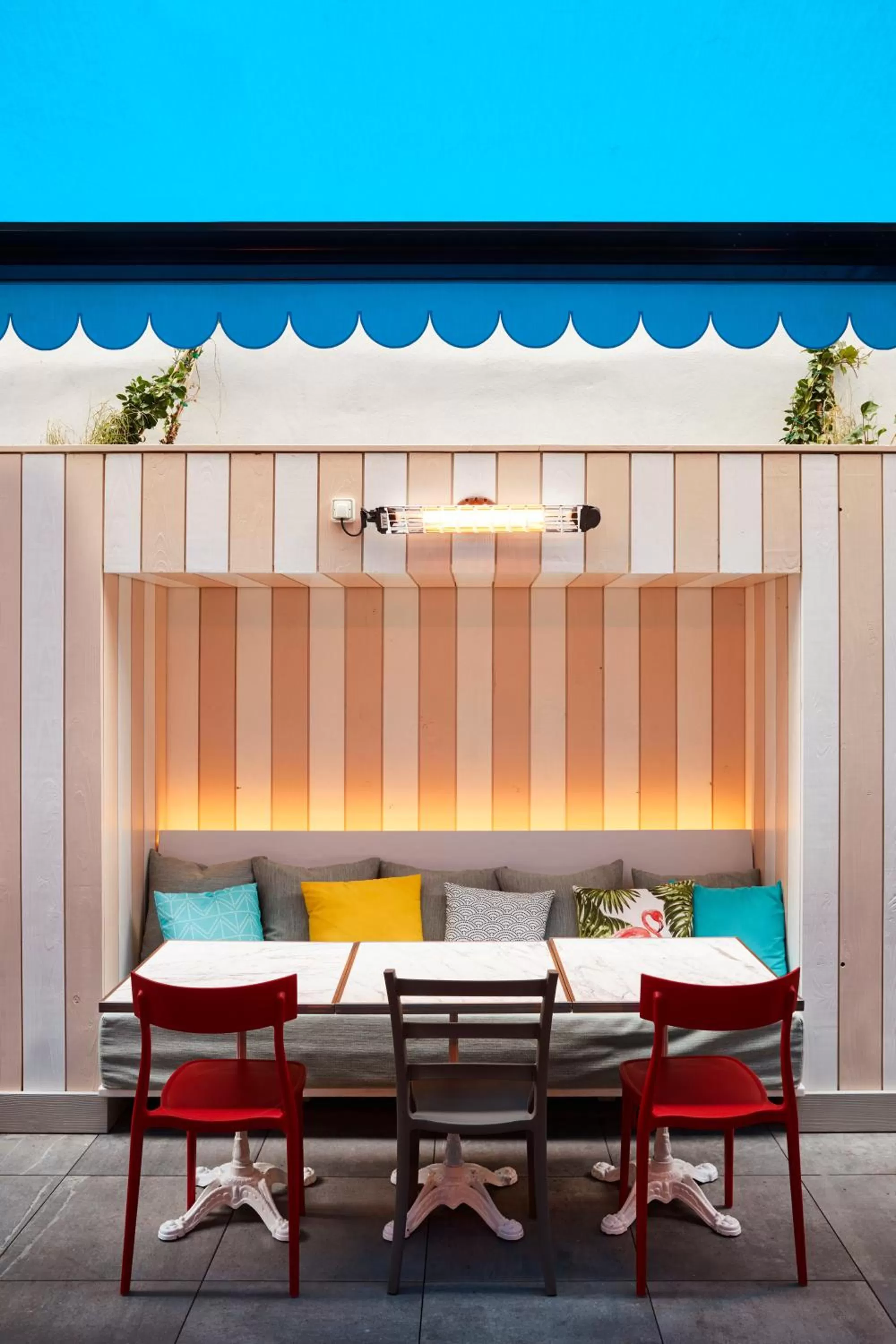 Restaurant/places to eat in Mama Shelter Toulouse