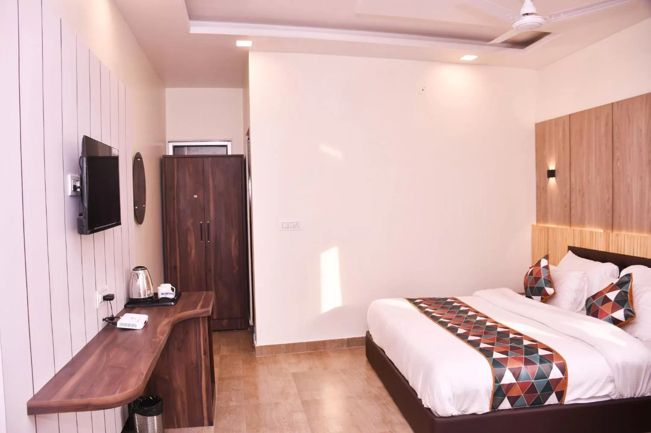 Bed in Hotel Saif Ranthambhore