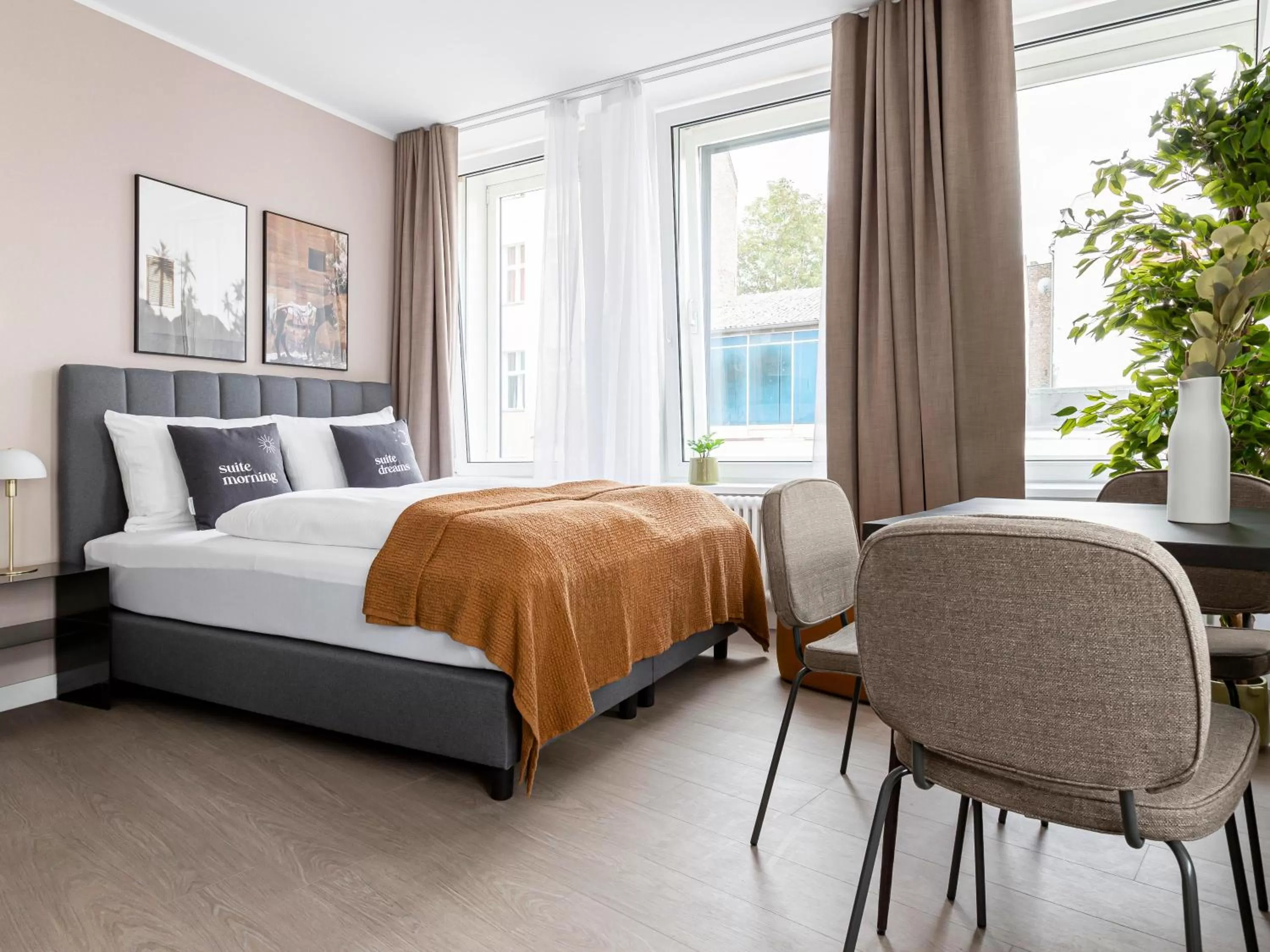 Bed in Limehome Berlin Luise Henriette Str - Digital Access