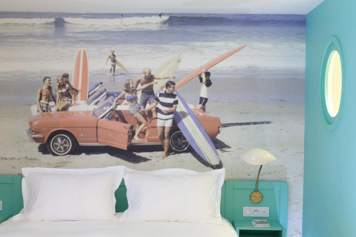 Bed in Hotel Casarose - Cannes Mandelieu