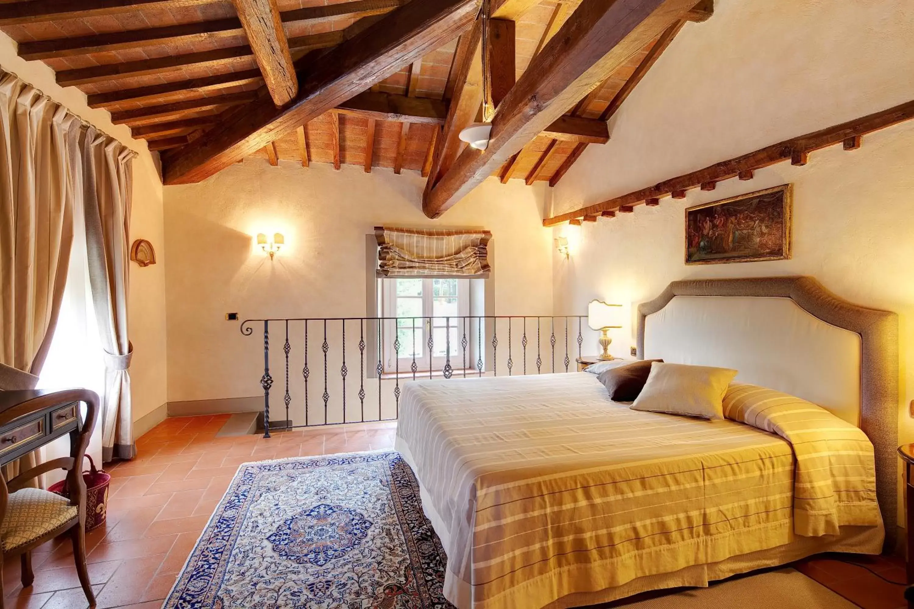 Bed in Villa Il Sasso - Dimora d'Epoca
