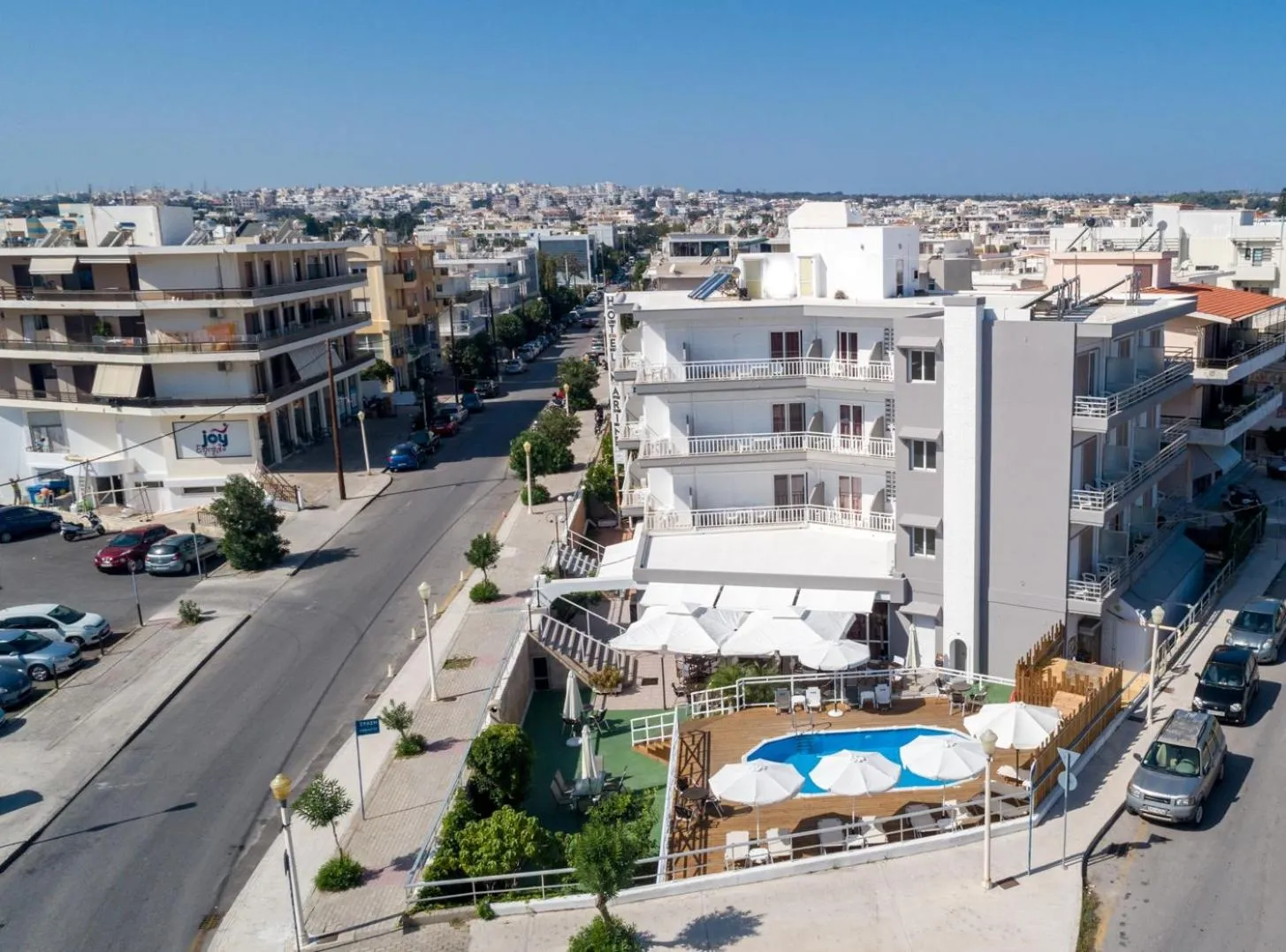 Neighbourhood in Marine Congo Hotel