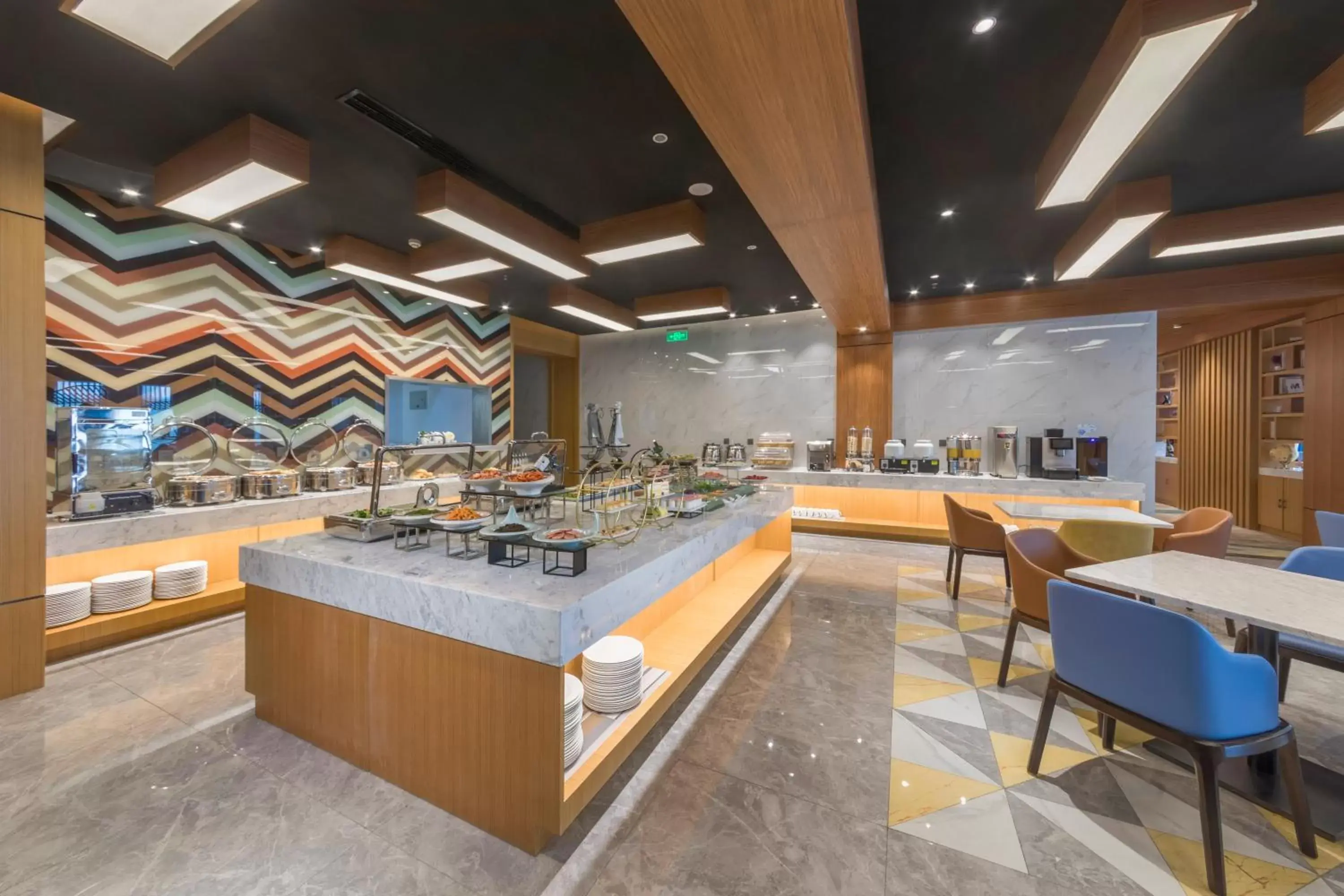 Restaurant/Places to Eat in Holiday Inn Express Qingdao Chengyang Central, an IHG Hotel