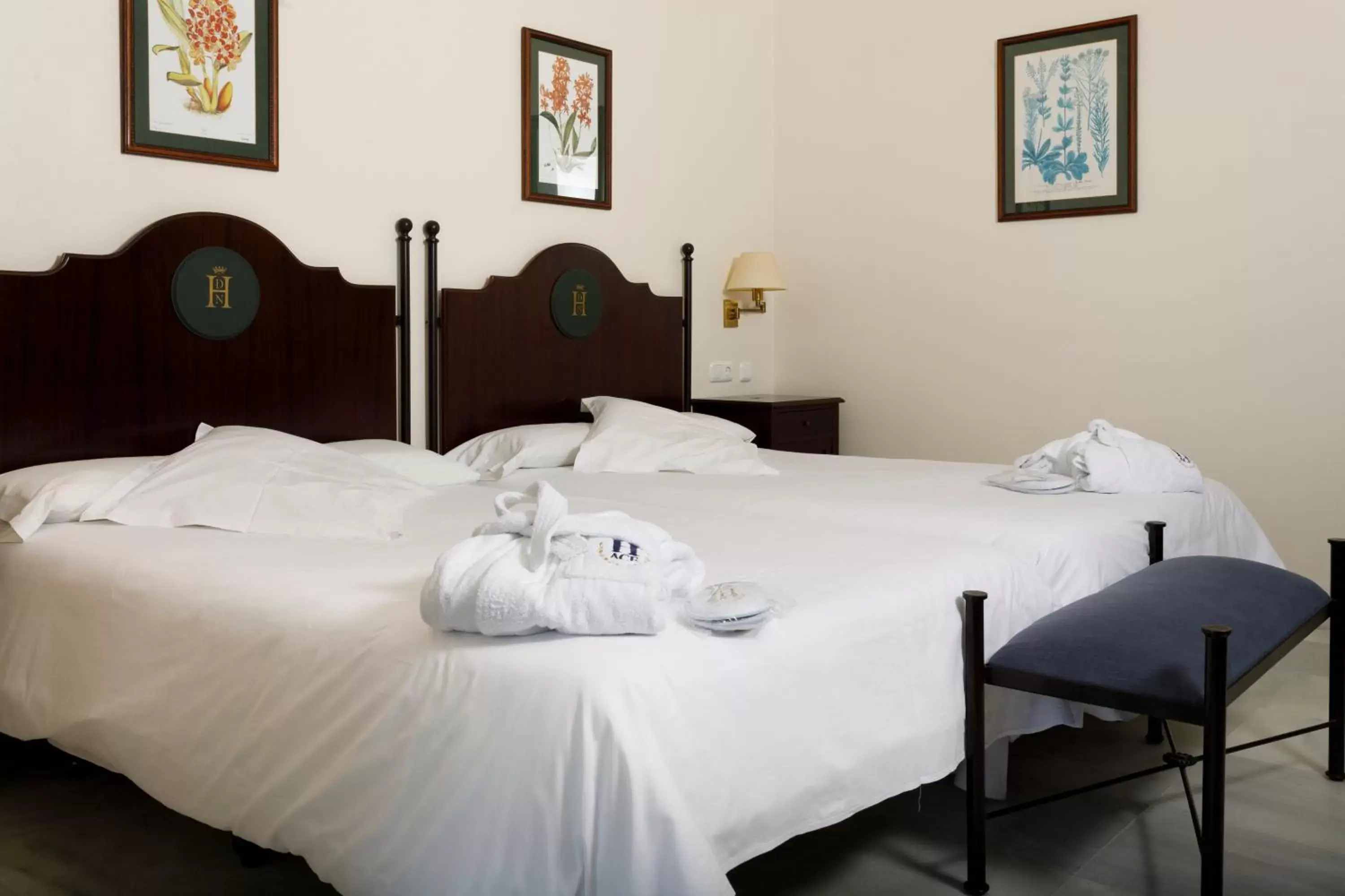Bed in Hotel Duque de Najera