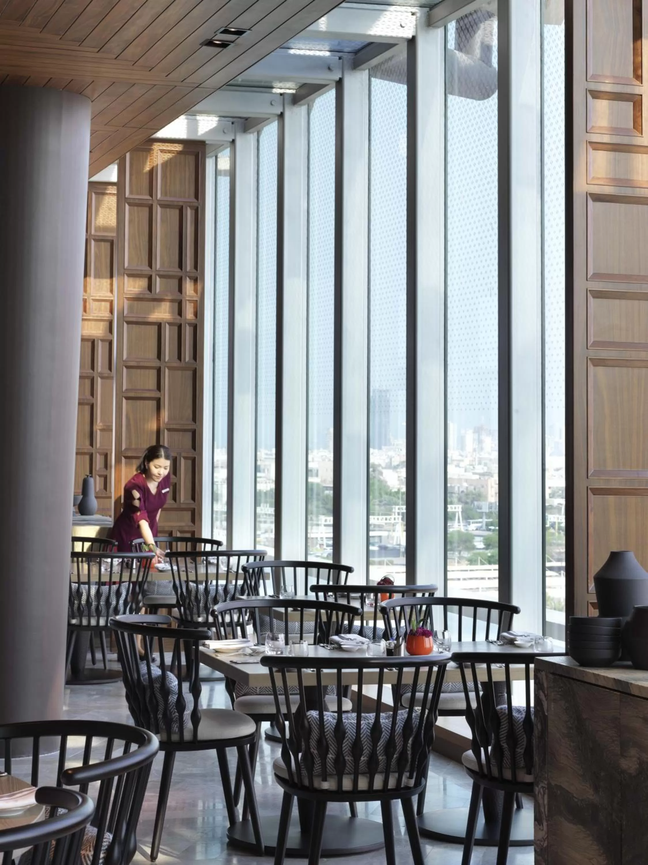 Restaurant/places to eat in Four Seasons Hotel Kuwait at Burj Alshaya