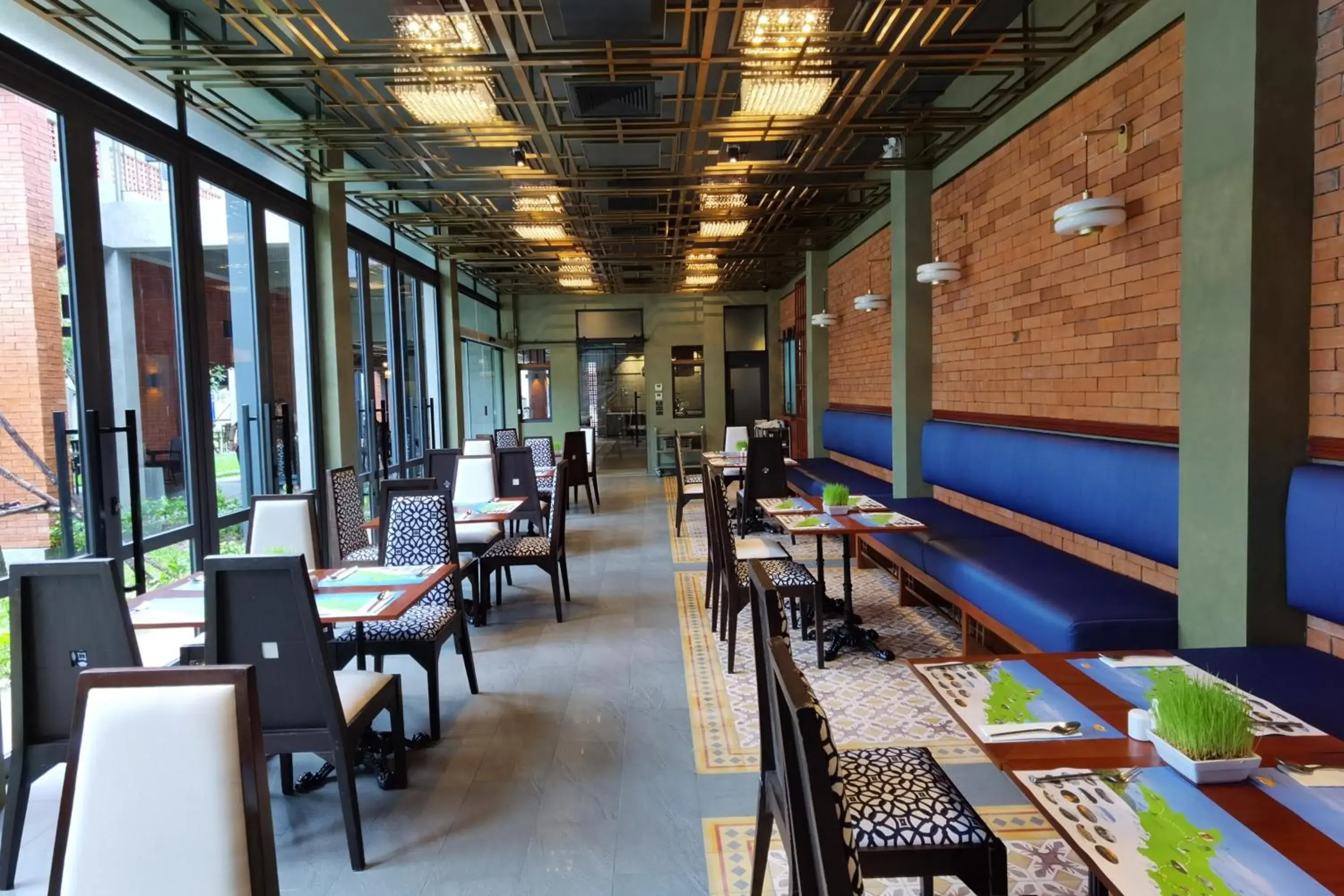 Restaurant/places to eat in R-Mar Resort and Spa Patong, Phuket Restaurant/places to eat in R-Mar Resort and Spa Patong, Phuket