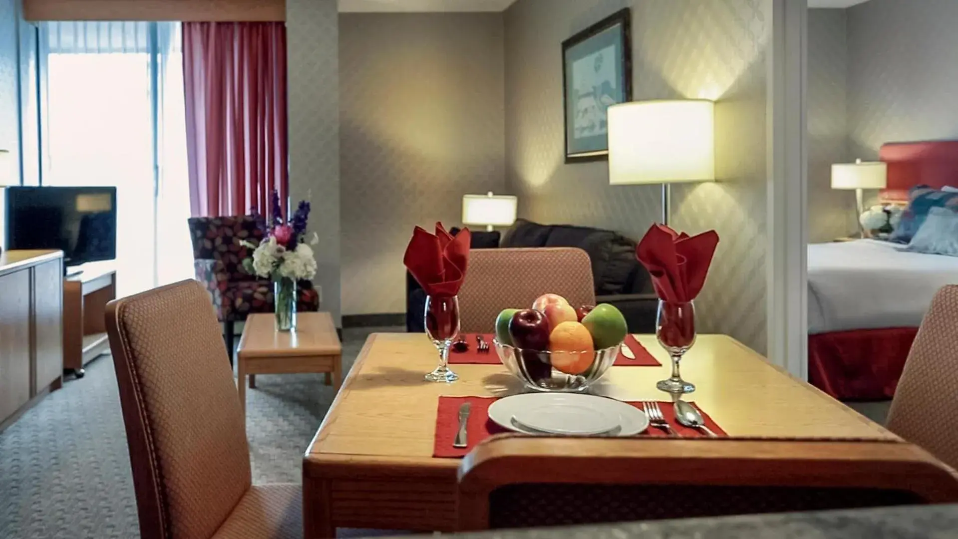 Dining area in Cartier Place Suite Hotel