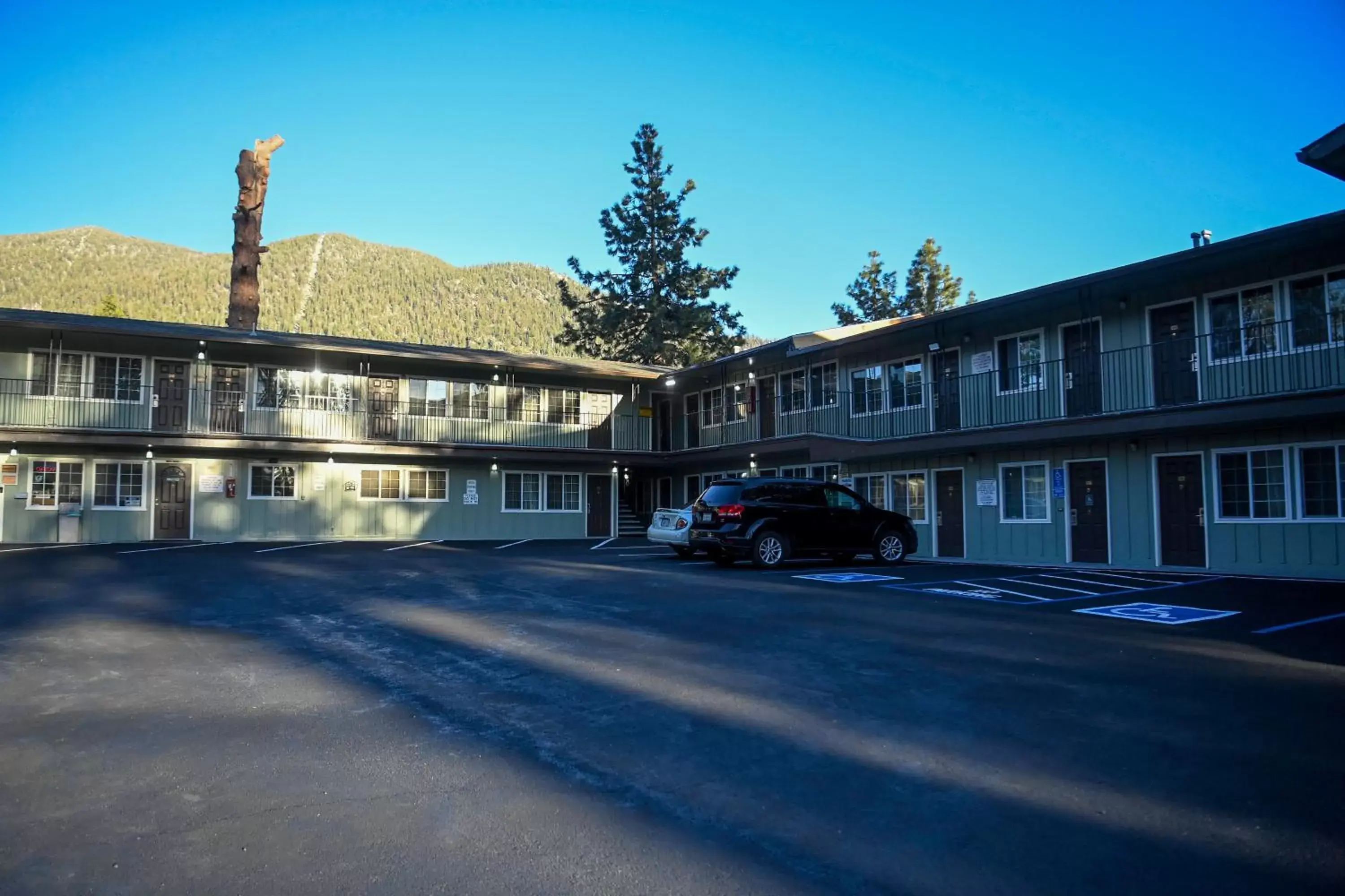 Property Building in Budget INN At The Heavenly Gondola