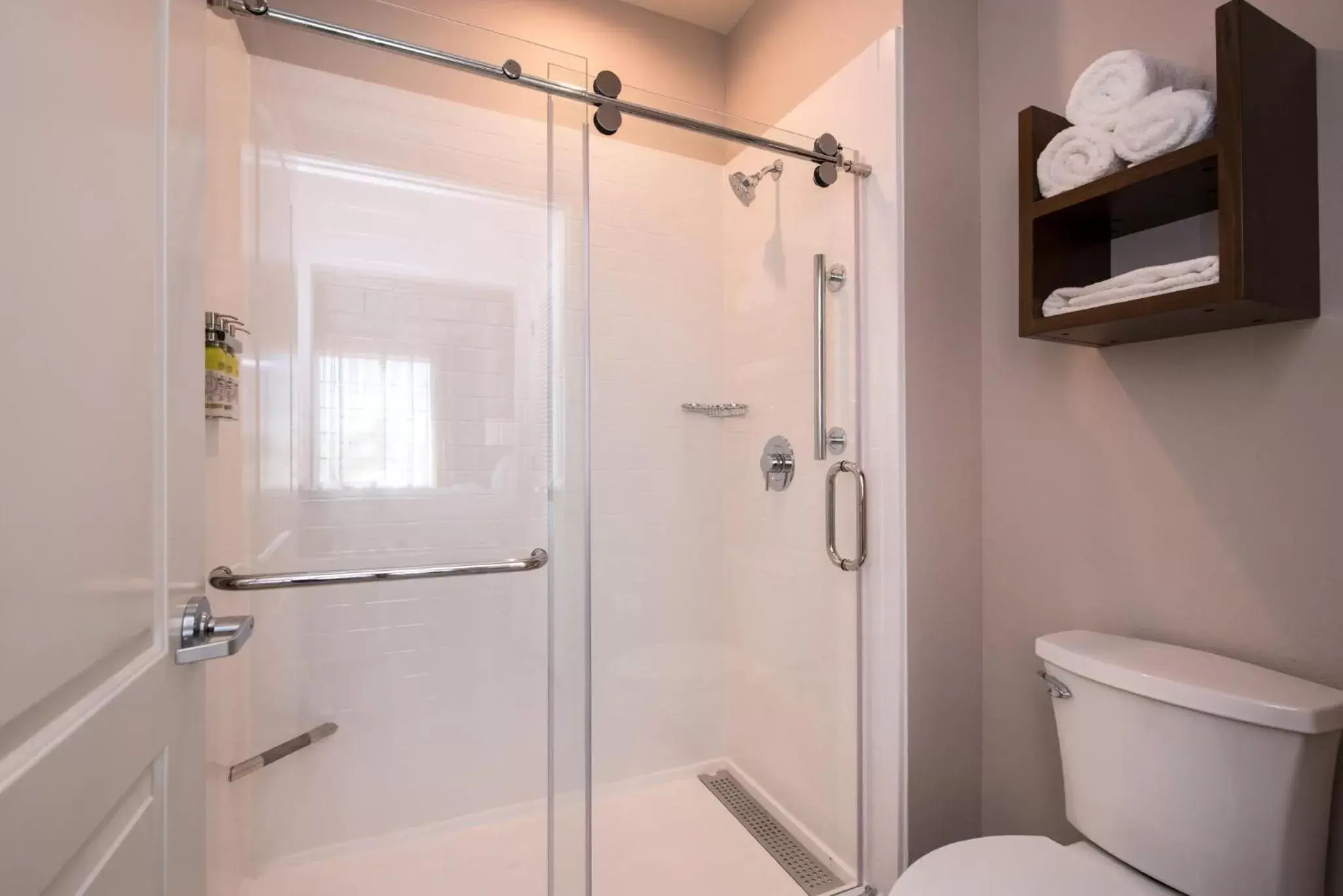 Bathroom in Staybridge Suites - Pecos, an IHG Hotel