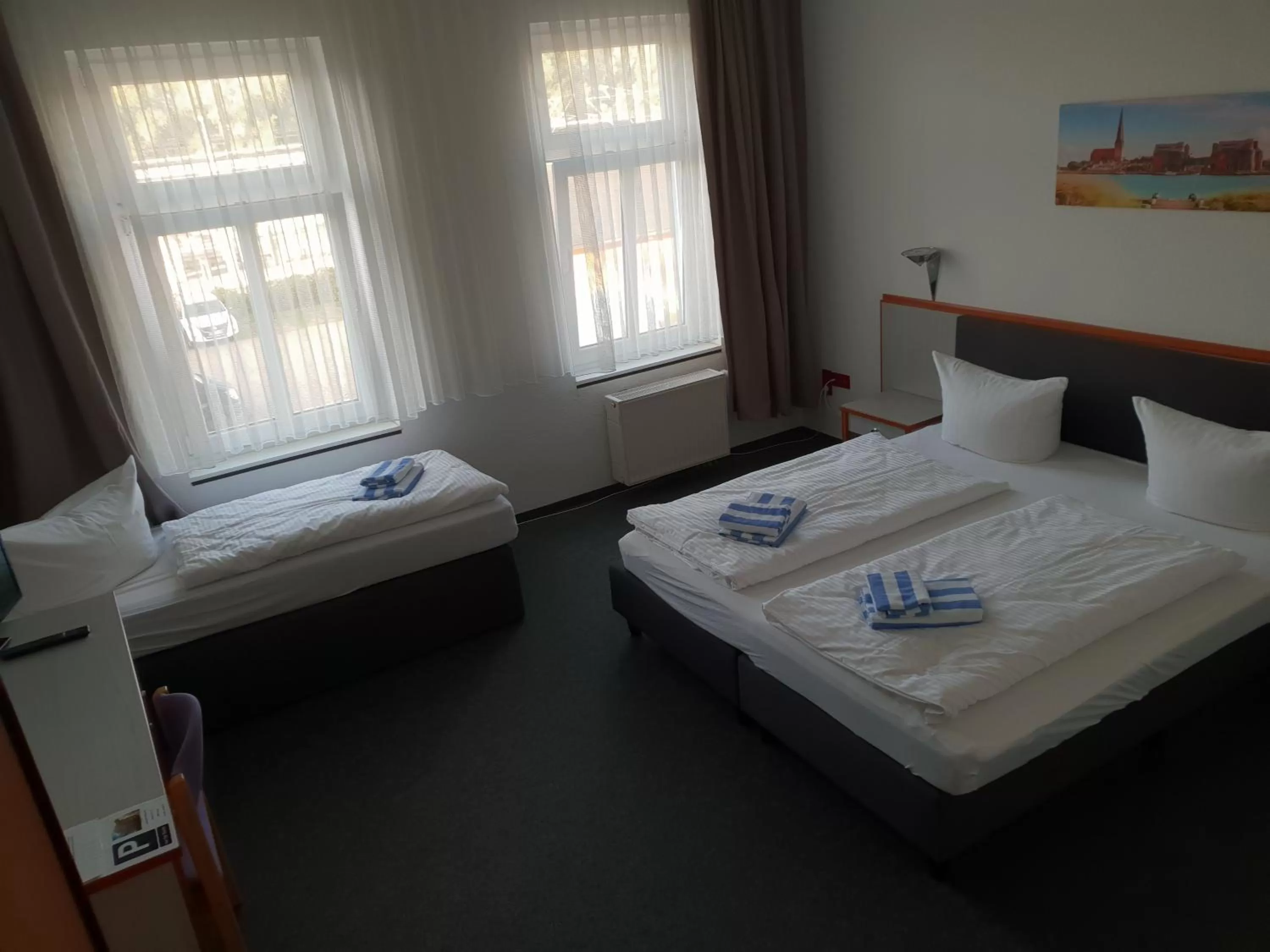 Bed in Appartement-Hotel Rostock