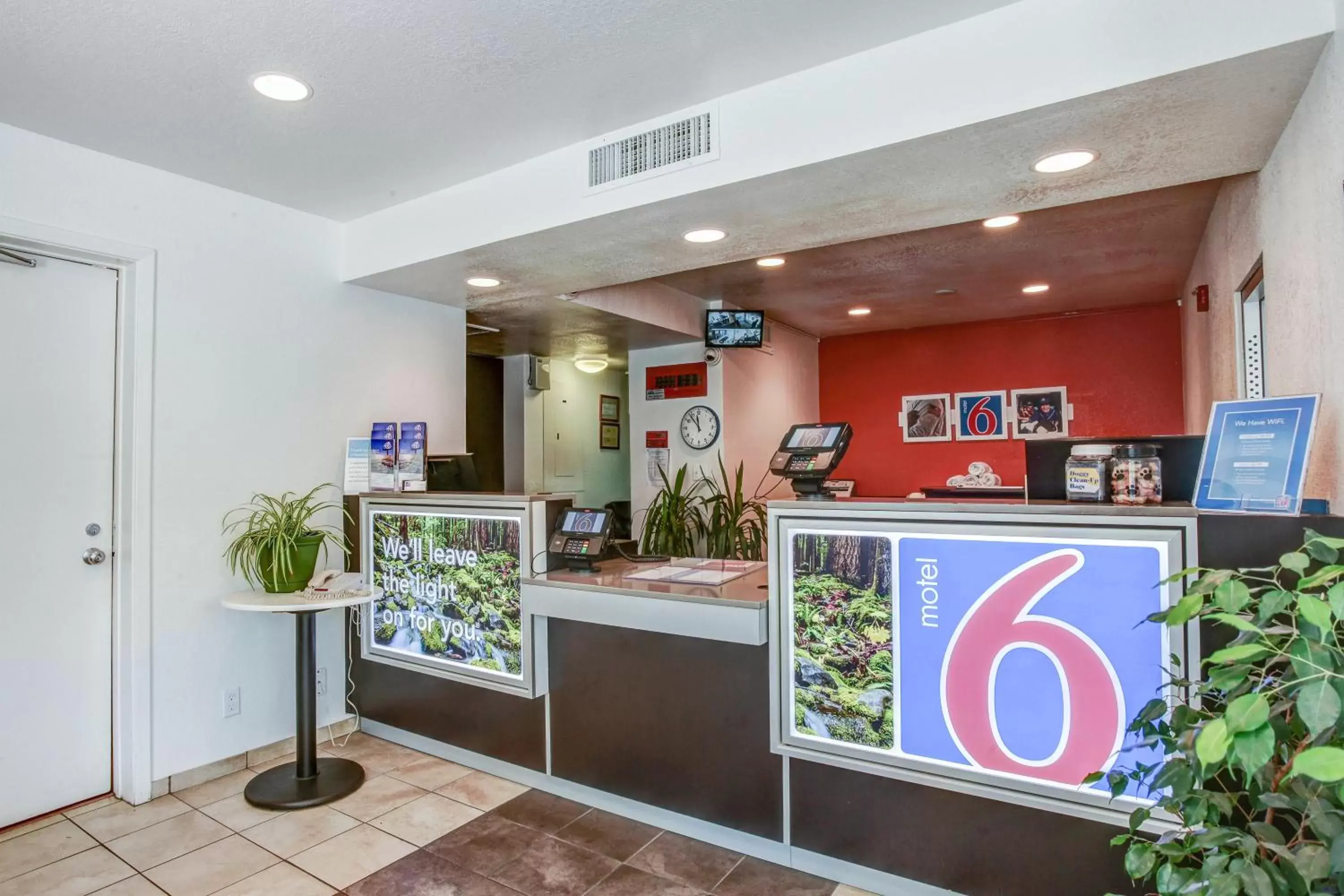 Lobby or reception in Motel 6-Grants Pass, OR Lobby or reception in Motel 6-Grants Pass, OR