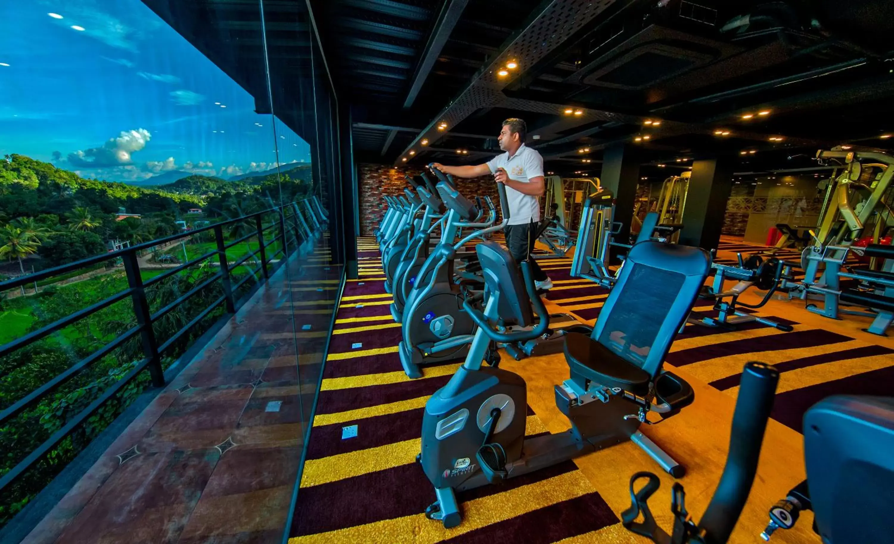 Fitness centre/facilities, Fitness Center/Facilities in The Golden Crown Hotel