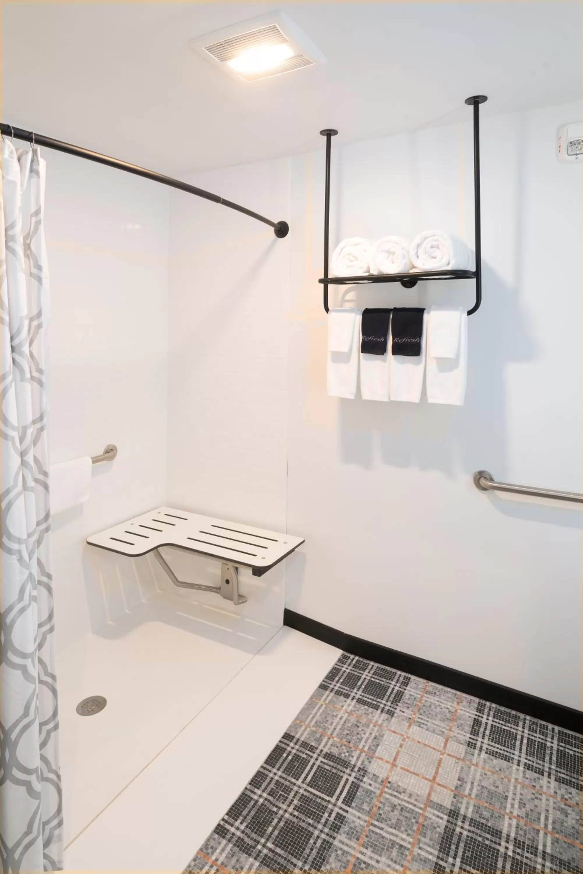 Shower in The Craftsman Inn & Suites