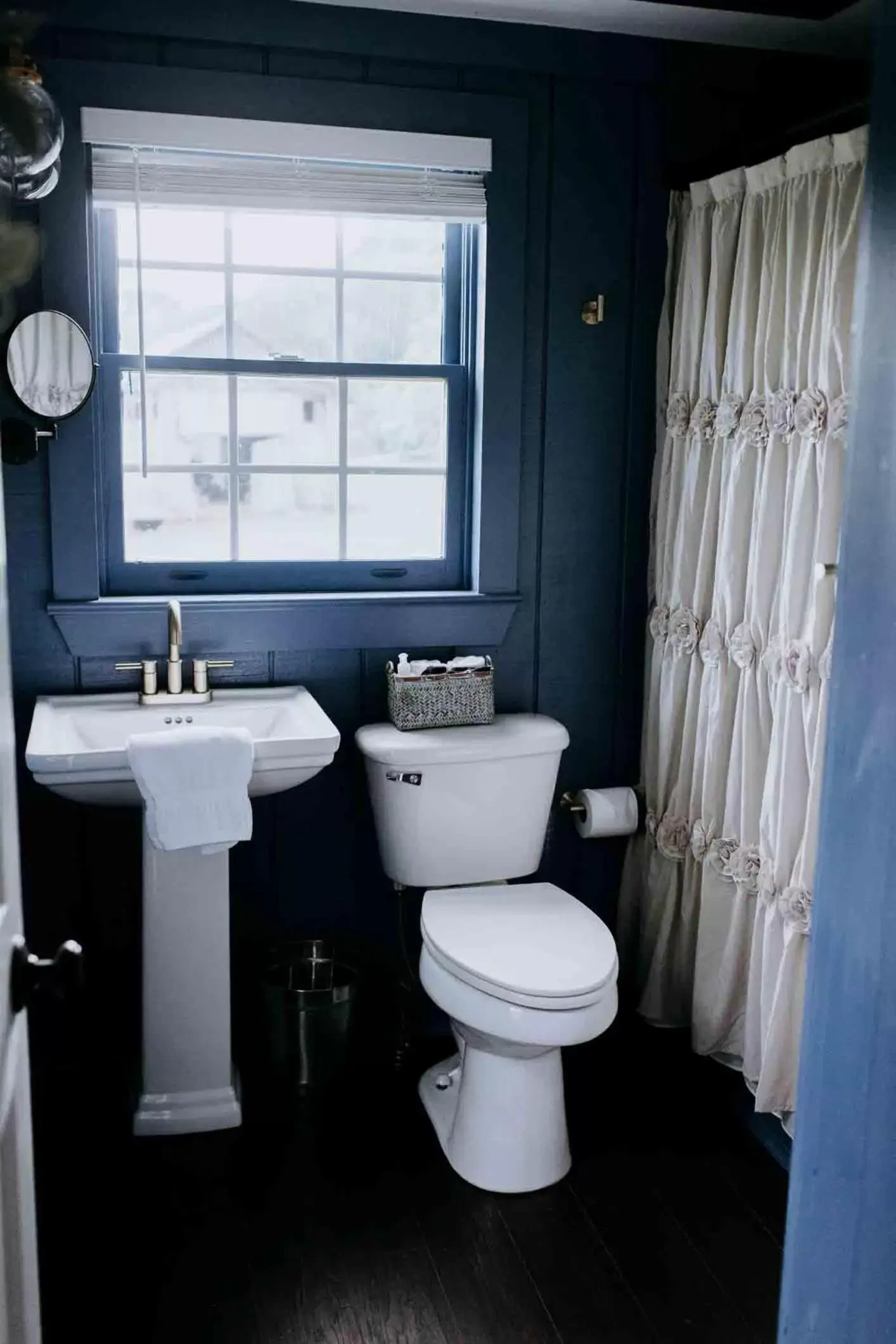 Bathroom in Mayhurst Estate