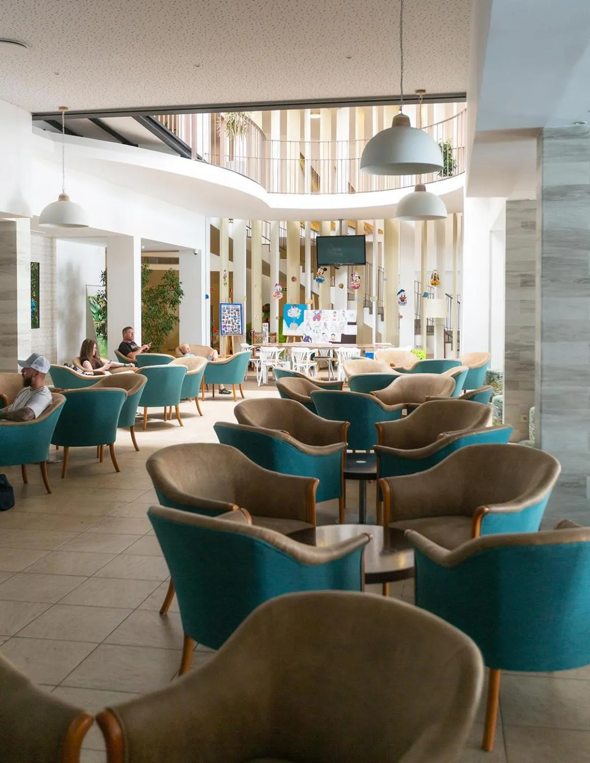 Lounge or bar in The Views Oasis