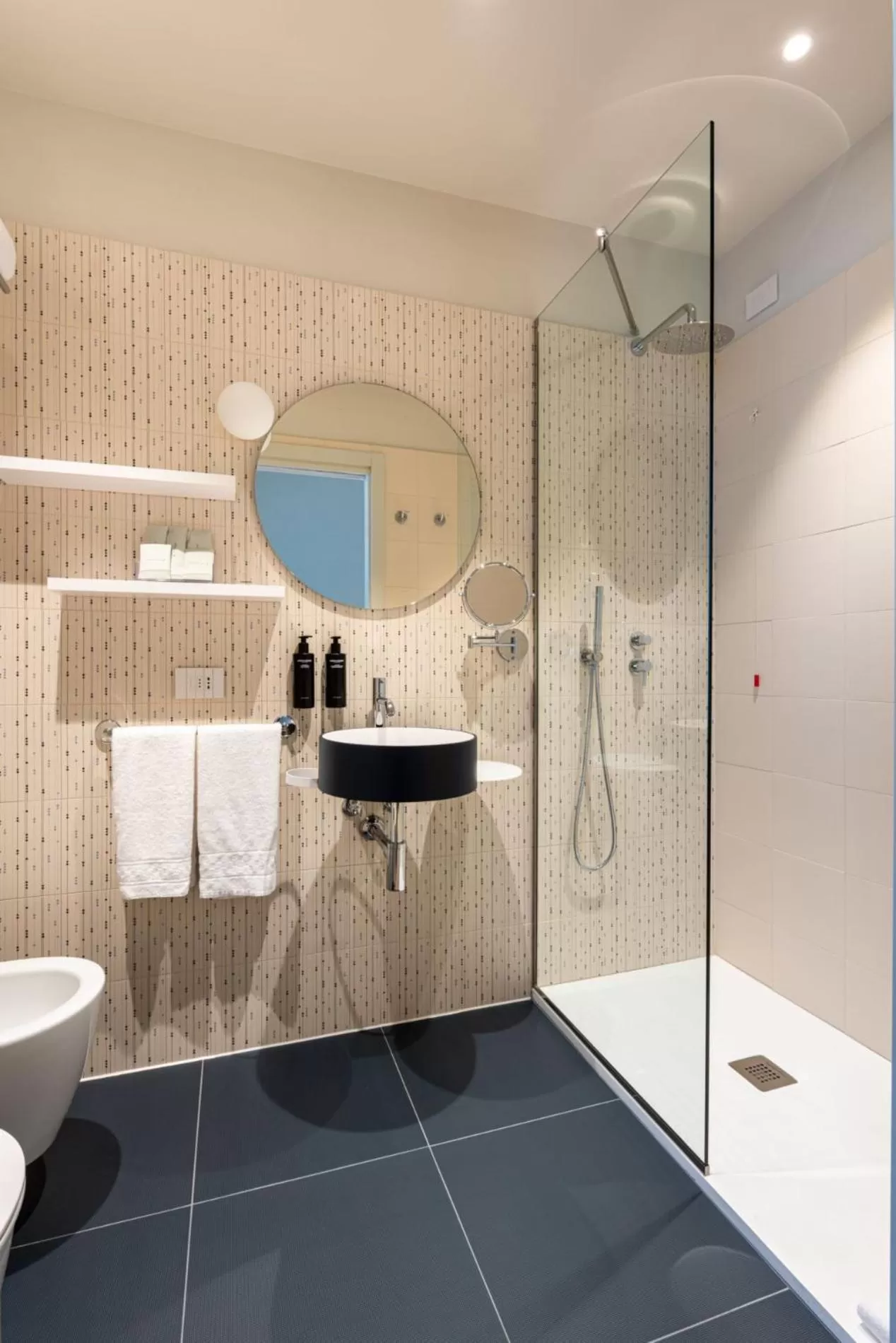 Bathroom in Villa Fedora Luxury Suites