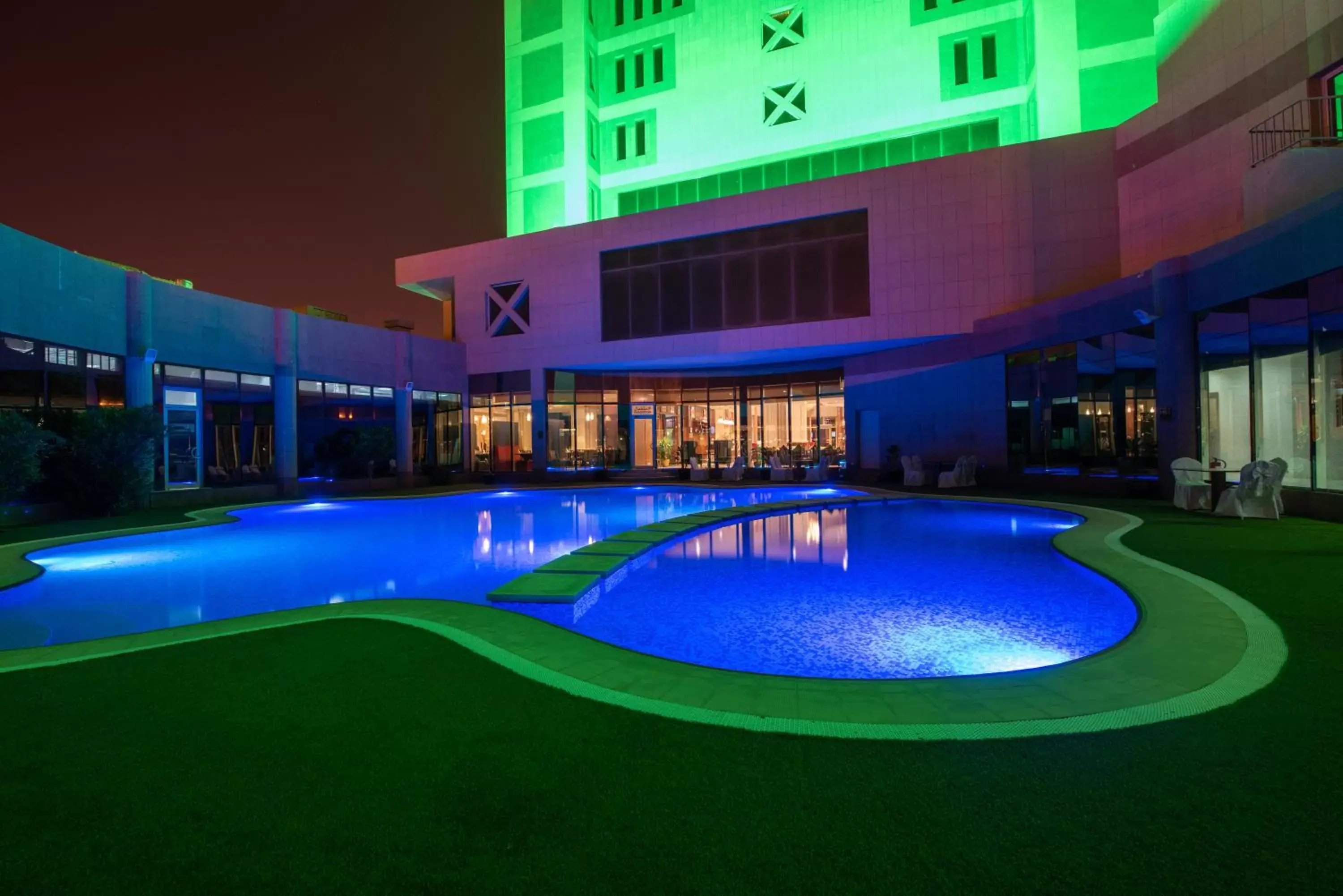 Swimming Pool in Ramada Hotel & Suites by Wyndham Al Qassim