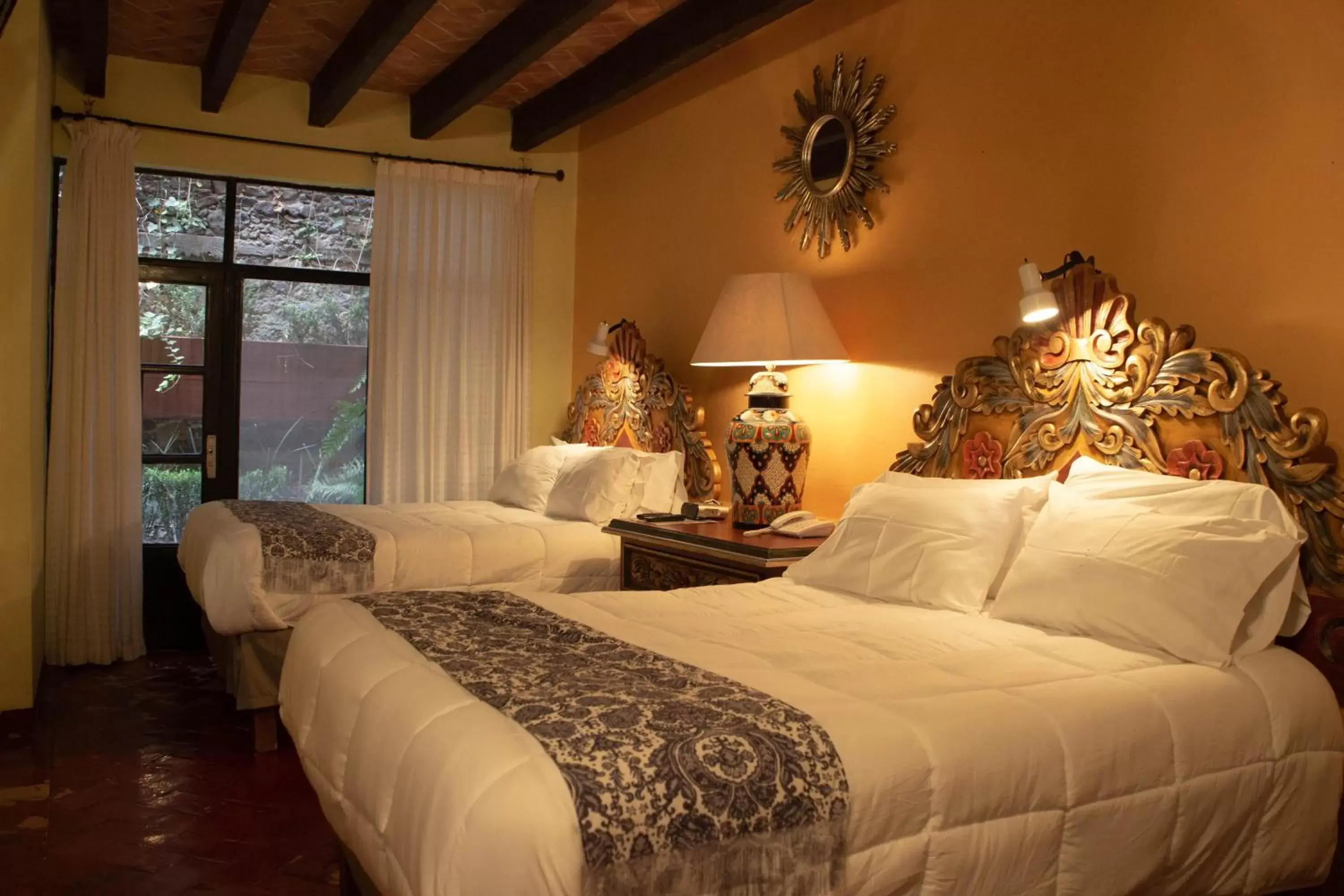 Bedroom, Bed in Hacienda de las Flores