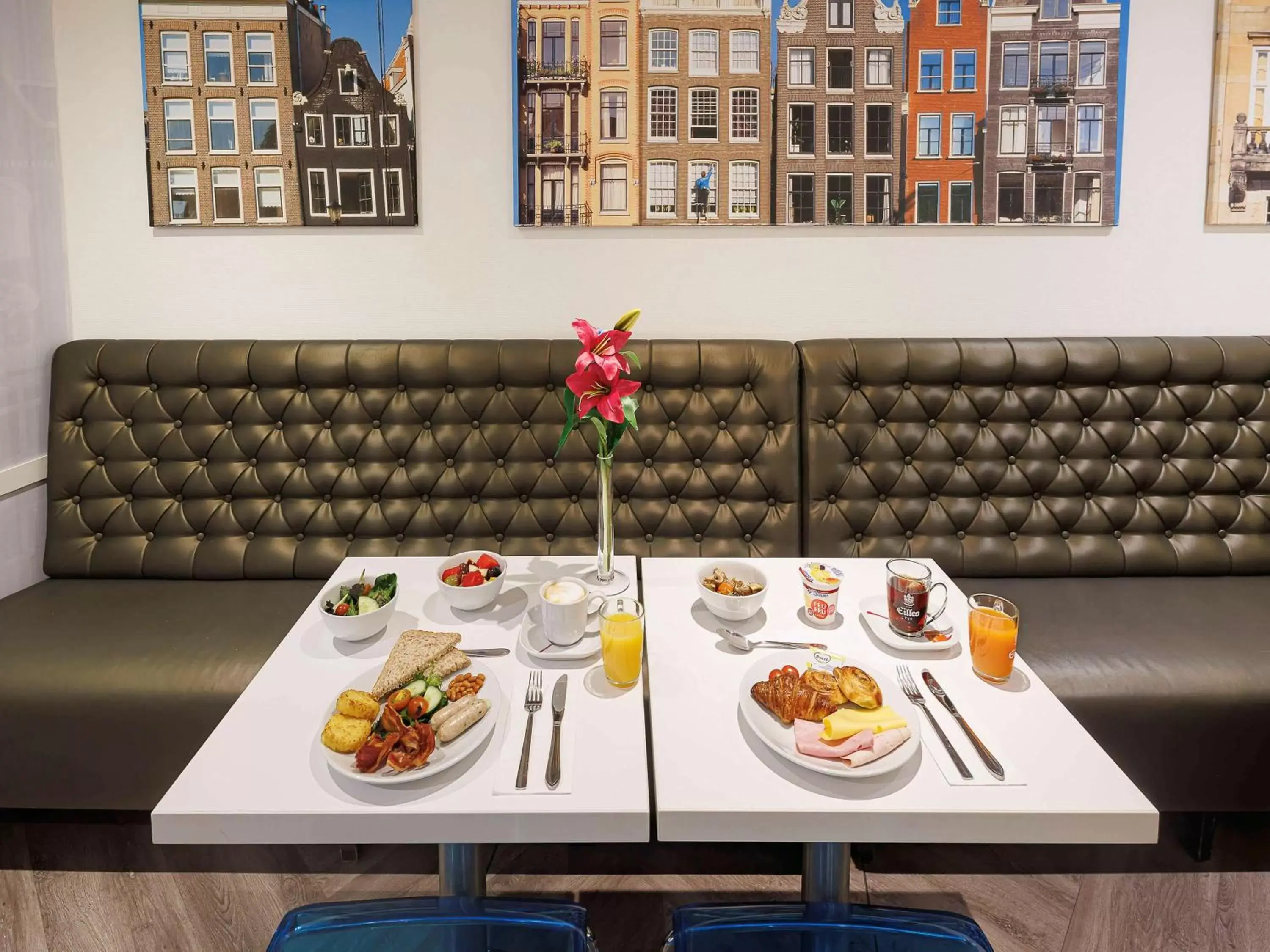 Breakfast in ibis Styles Amsterdam Central Station