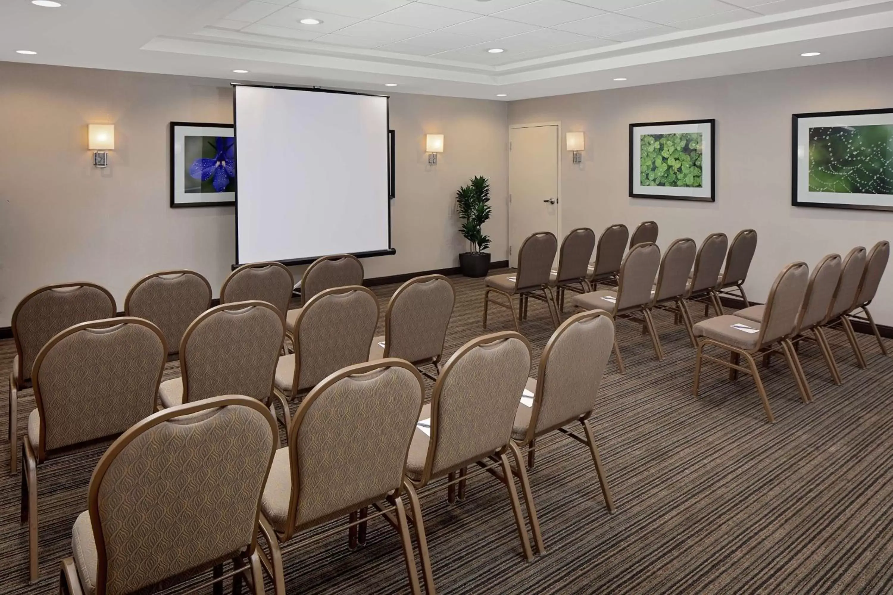Meeting/conference room in Hilton Garden Inn Los Angeles Marina Del Rey