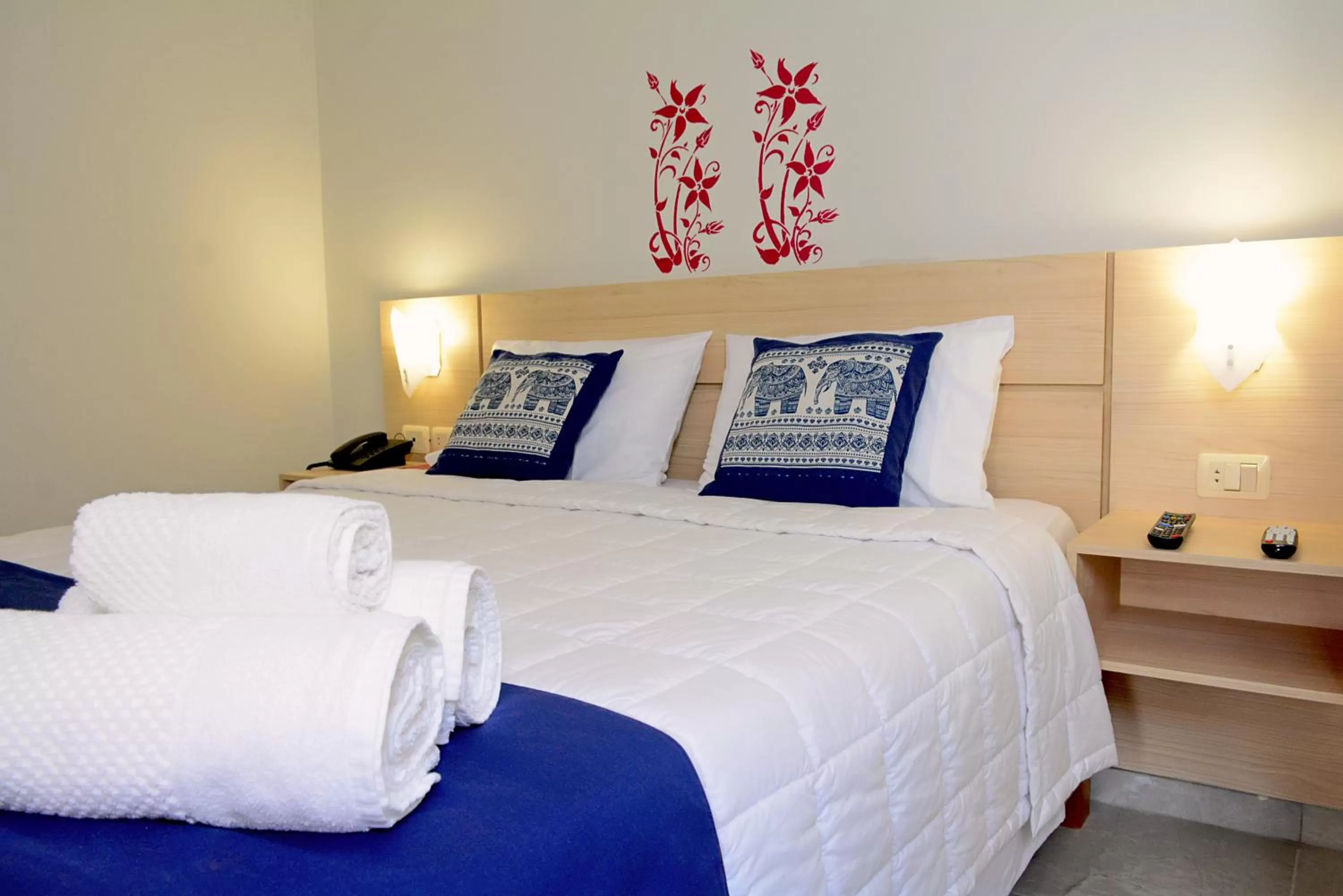 Bedroom, Bed in Mandala Hotel