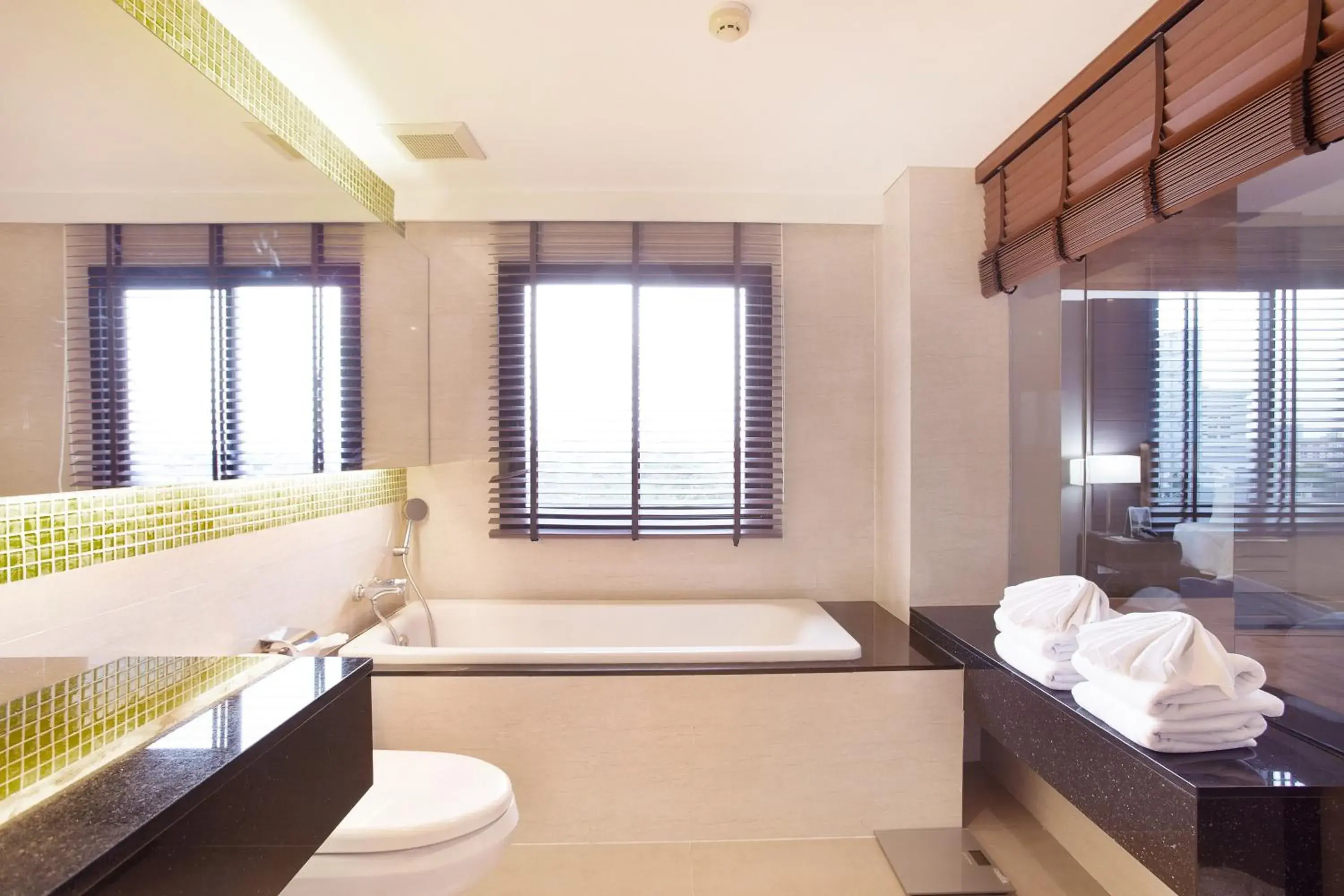 Bathroom in Mida Hotel Ngamwongwan - SHA Plus