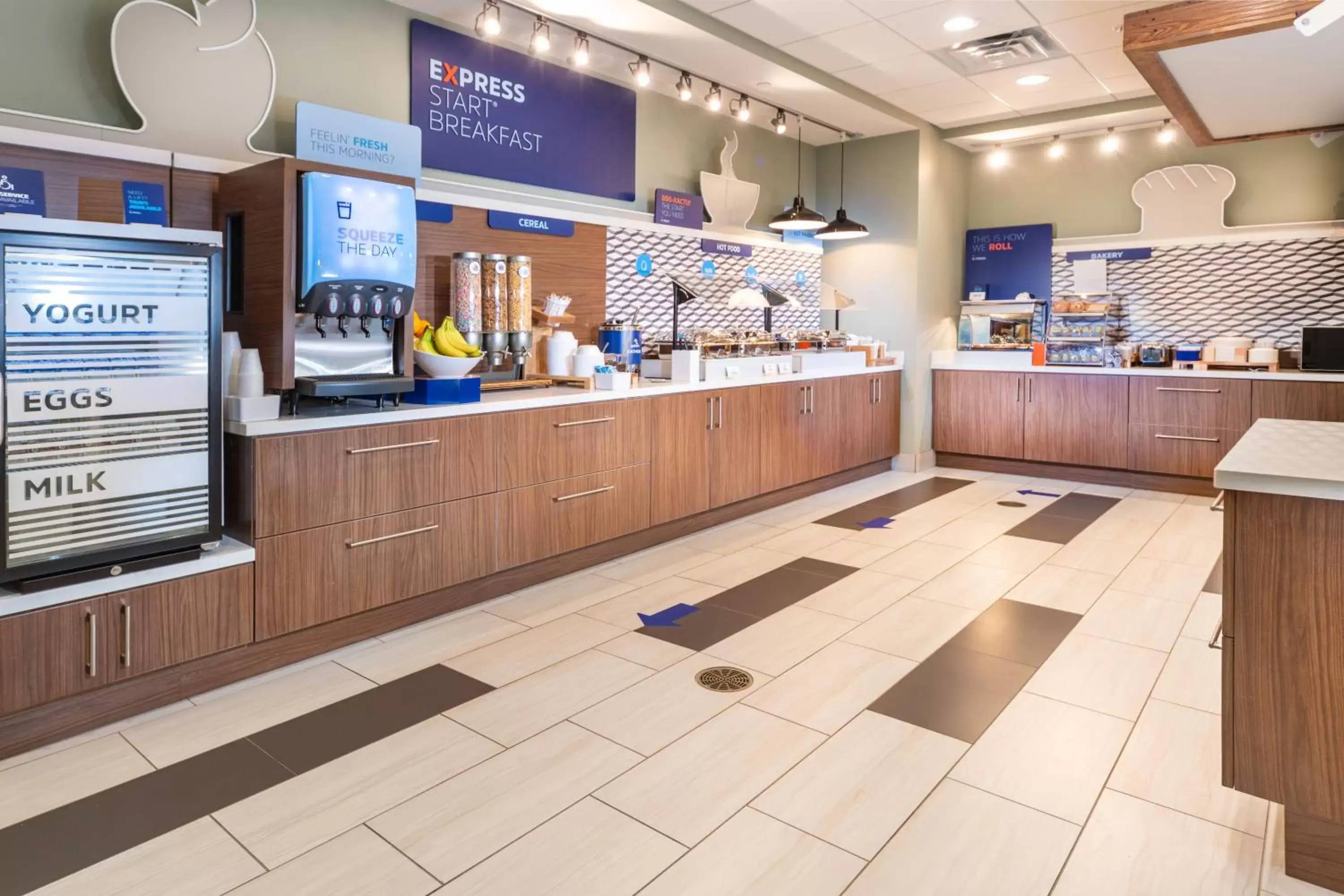 Food and drinks in Holiday Inn Express & Suites - Rock Hill, an IHG Hotel