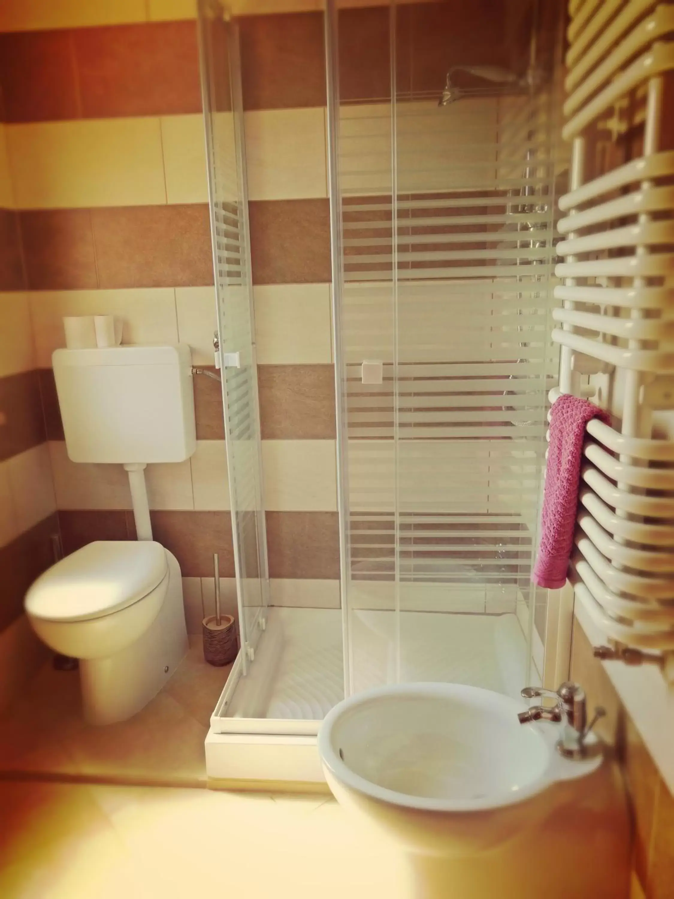 Shower, Bathroom in Casale del Sole