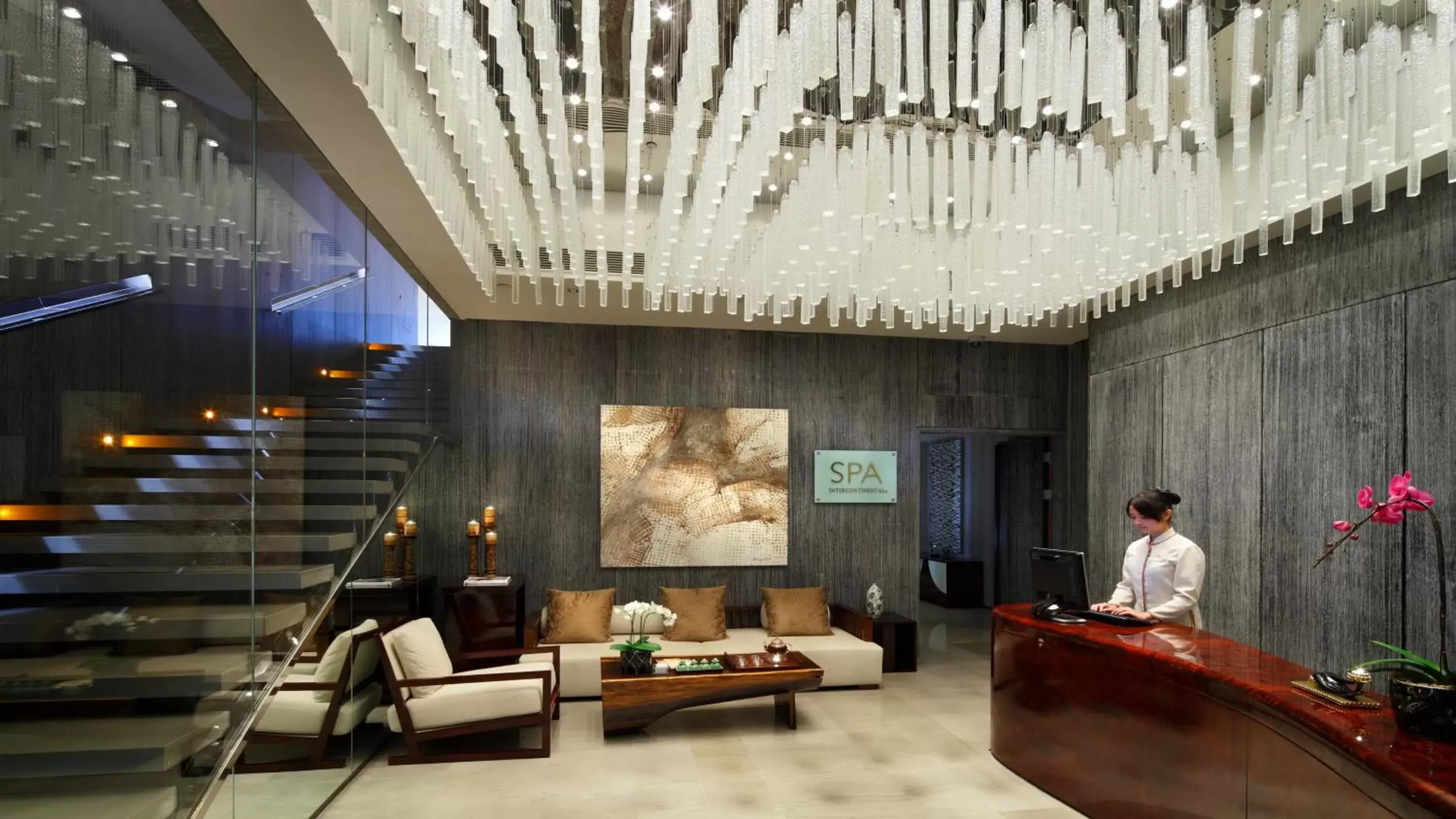 Spa and wellness centre/facilities, Lobby/Reception in InterContinental Shanghai Jing' An, an IHG Hotel