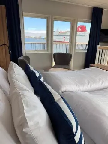 Twin Room with Balcony in Badholmen Restaurang & Rum Twin Room with Balcony in Badholmen Restaurang & Rum