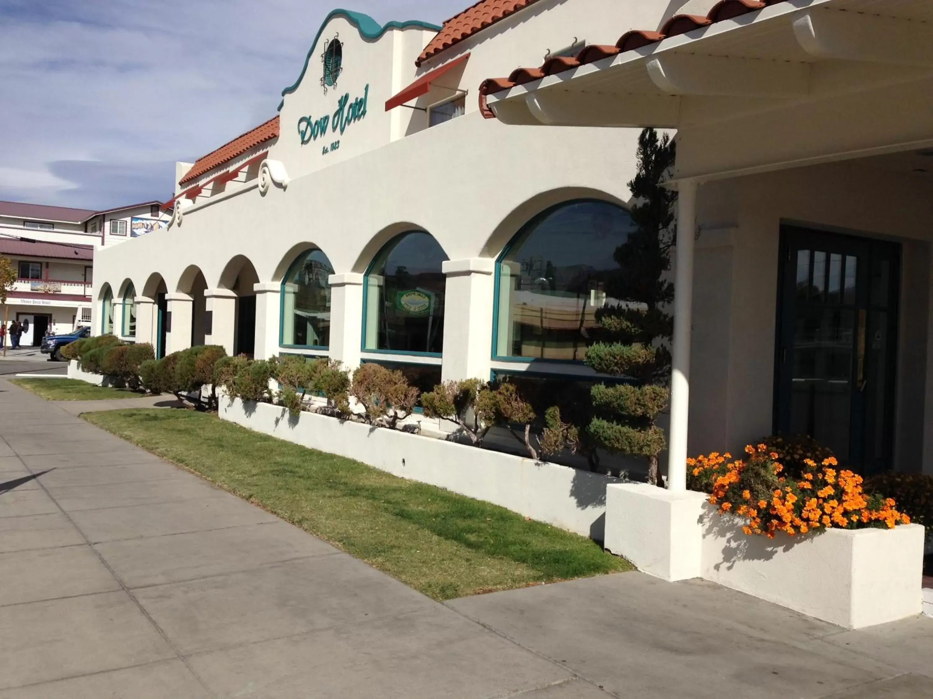 Facade/entrance, Property Building in Dow Villa Motel