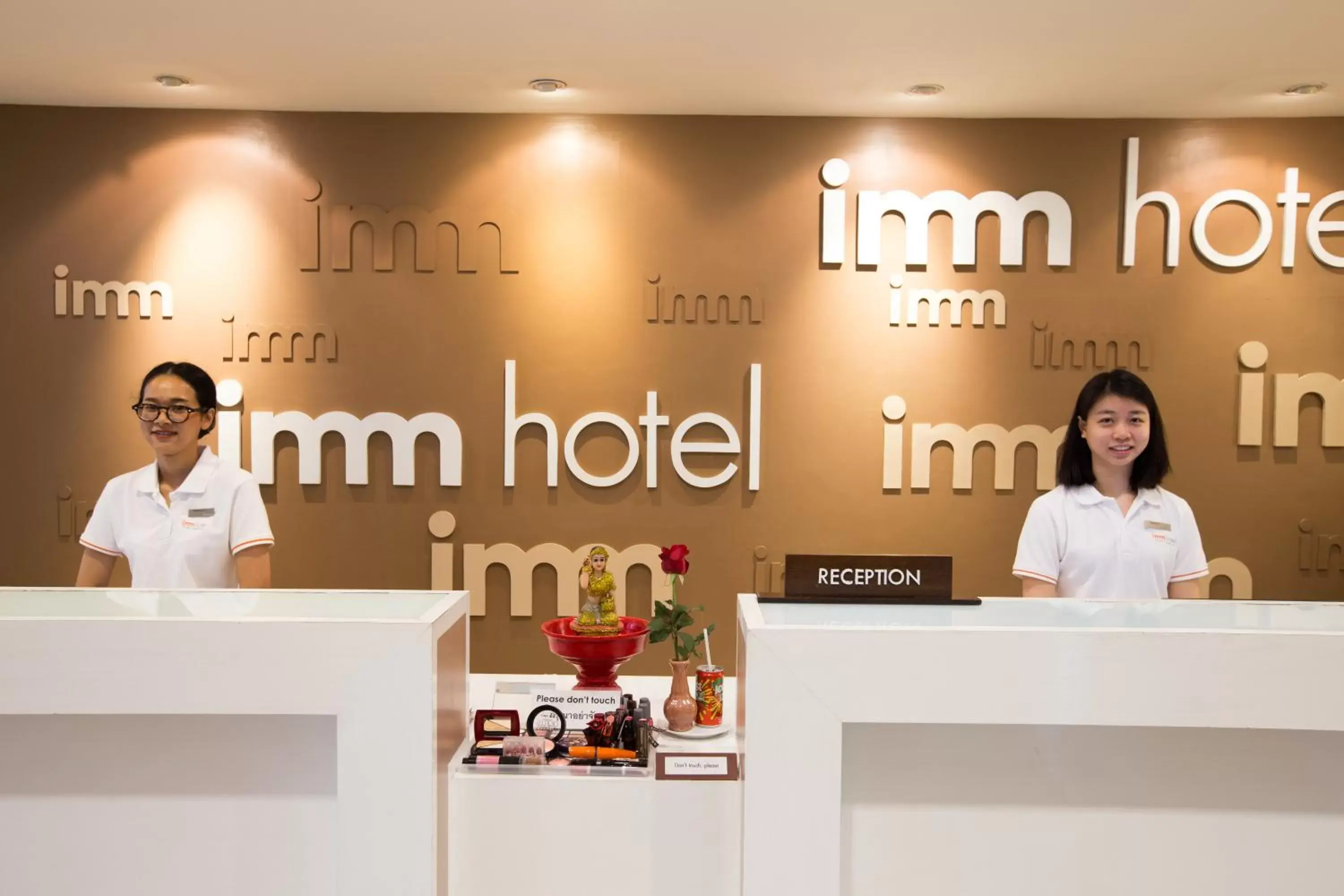 Lobby or reception in Imm Hotel Thaphae Chiang Mai -SHA Extra Plus