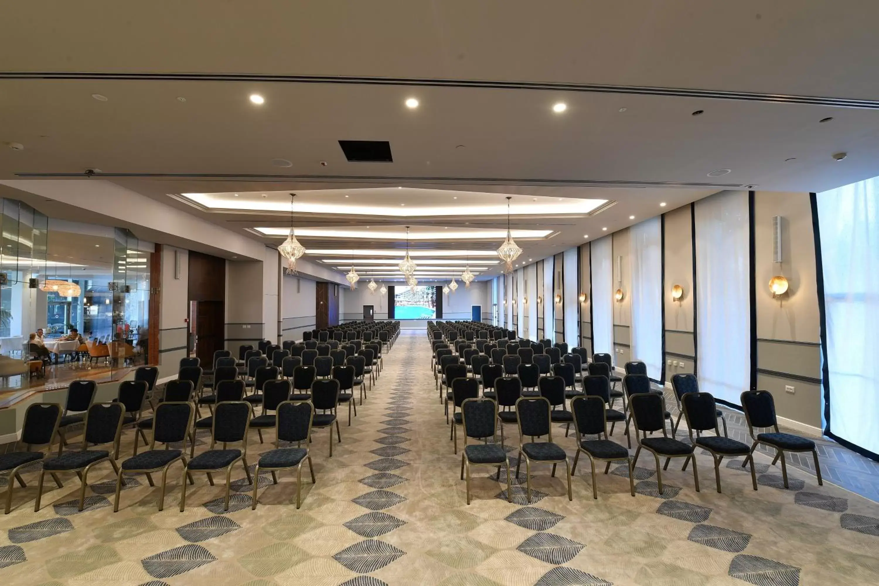 Meeting/conference room in Vert Hotel Eilat by AFI Hotels
