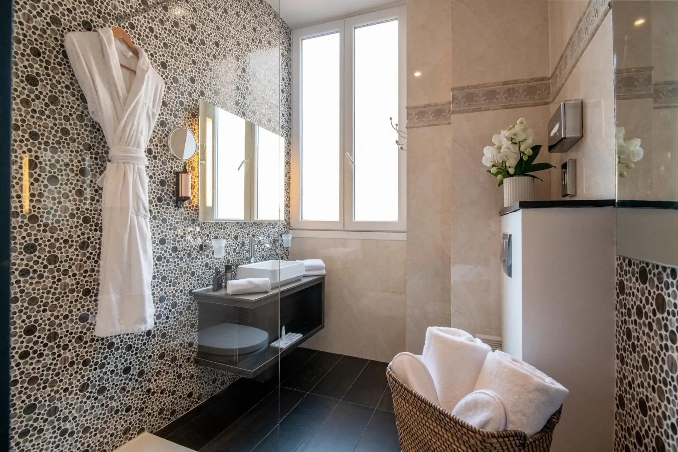 Shower, Bathroom in Best Western Plus Nice Cosy Hotel