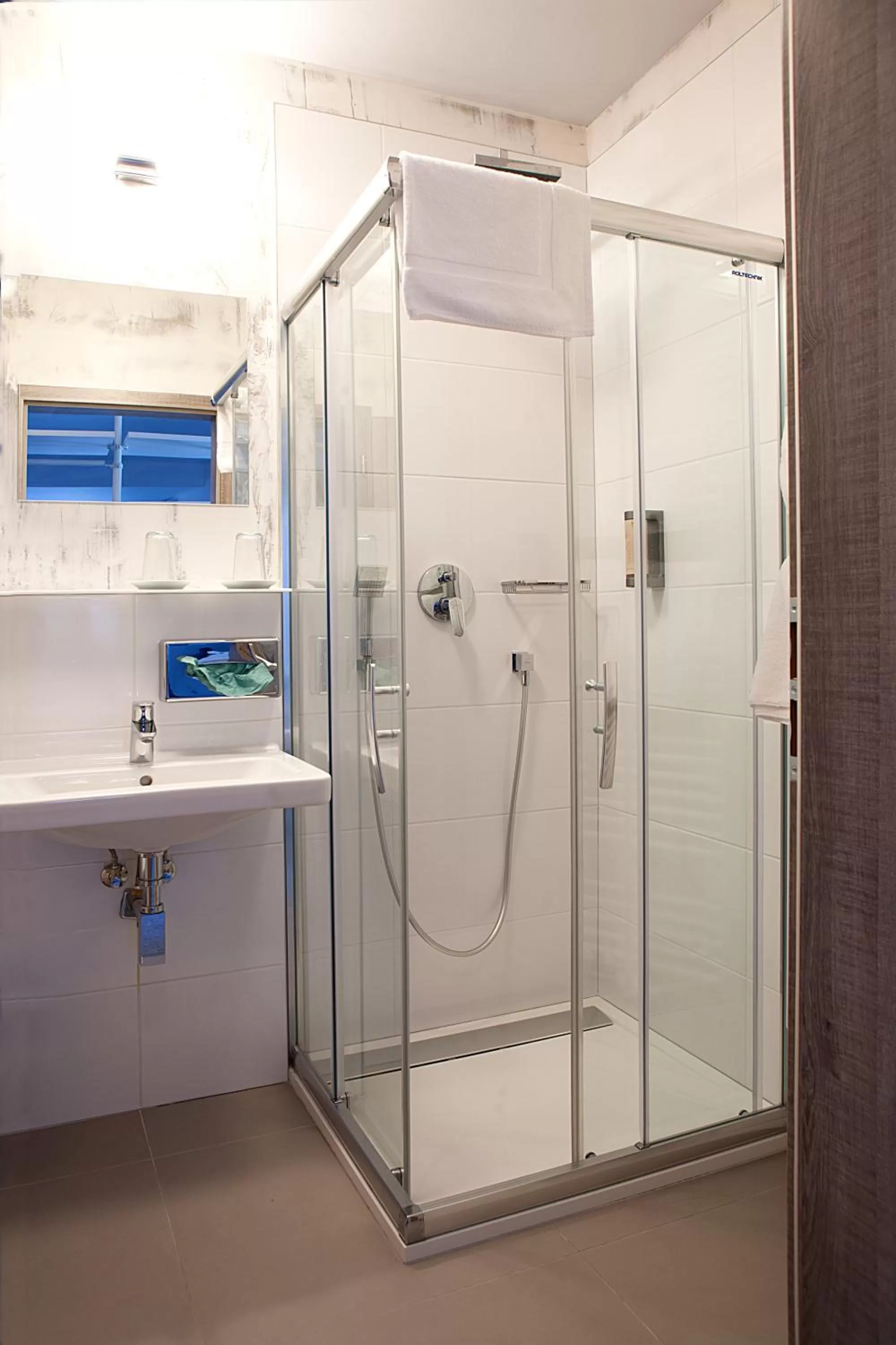 Bathroom in Hotel Koruna