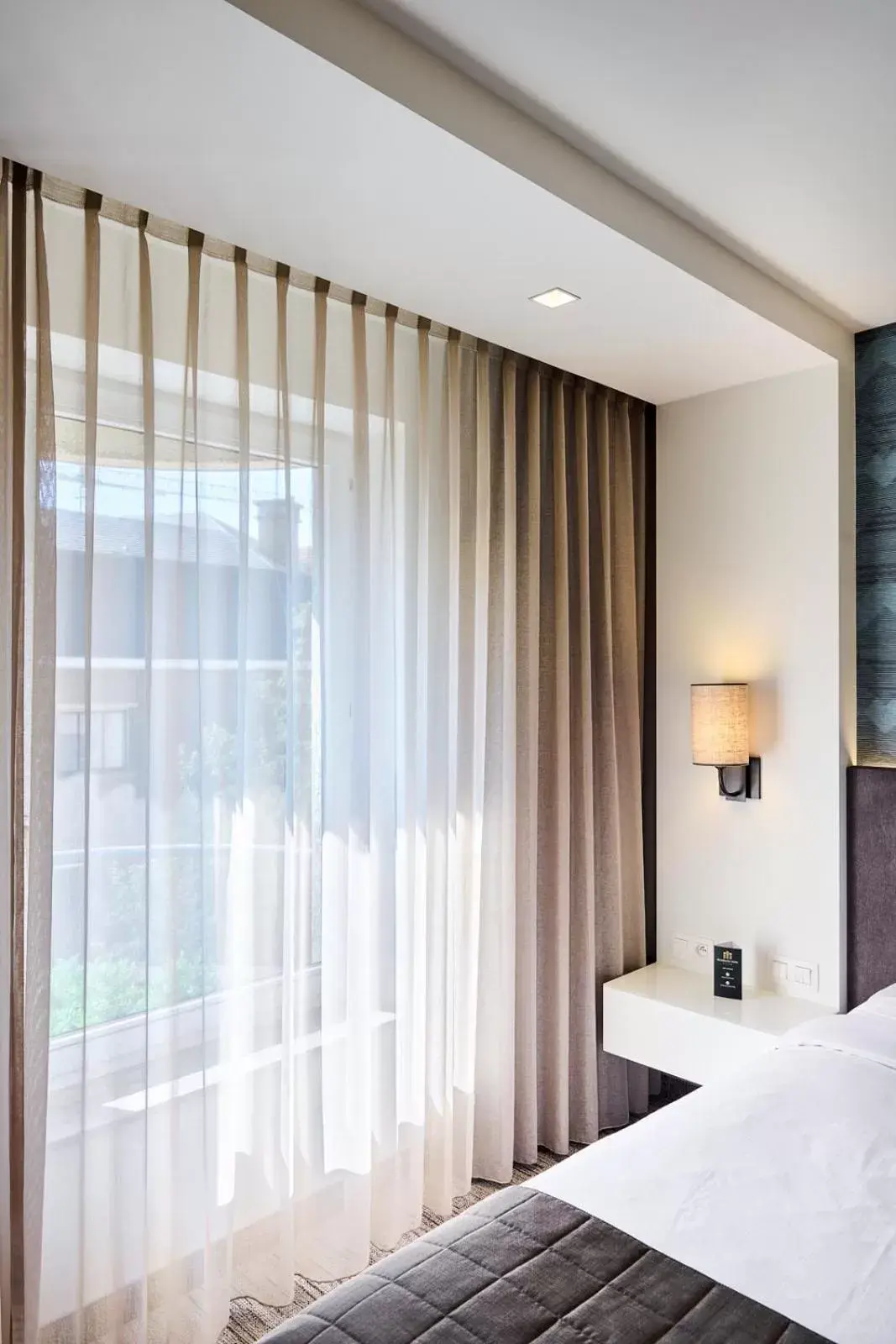 View (from property/room), Bed in Keizershof Hotel Aalst View (from property/room), Bed in Keizershof Hotel Aalst