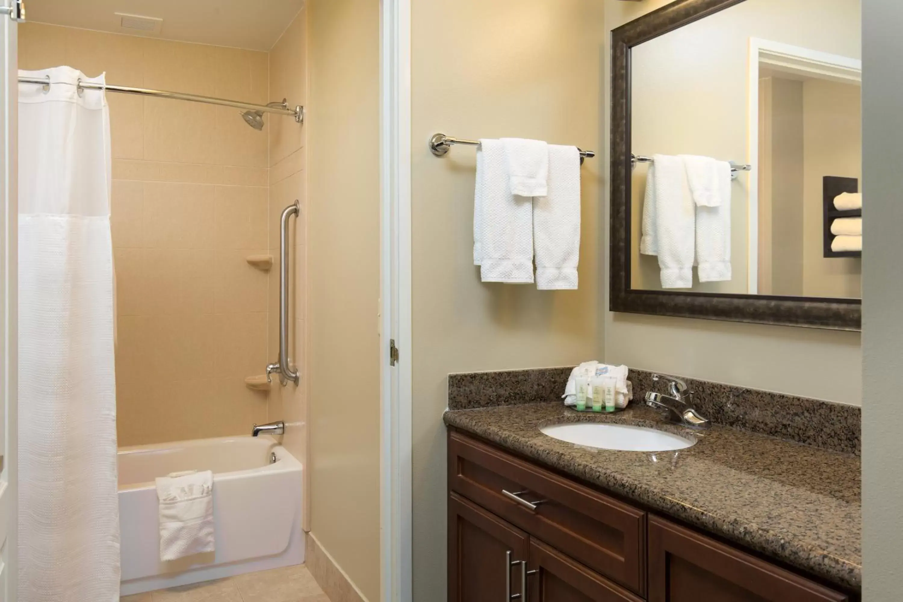 Bathroom in Staybridge Suites Toledo/Maumee by IHG Bathroom in Staybridge Suites Toledo/Maumee by IHG