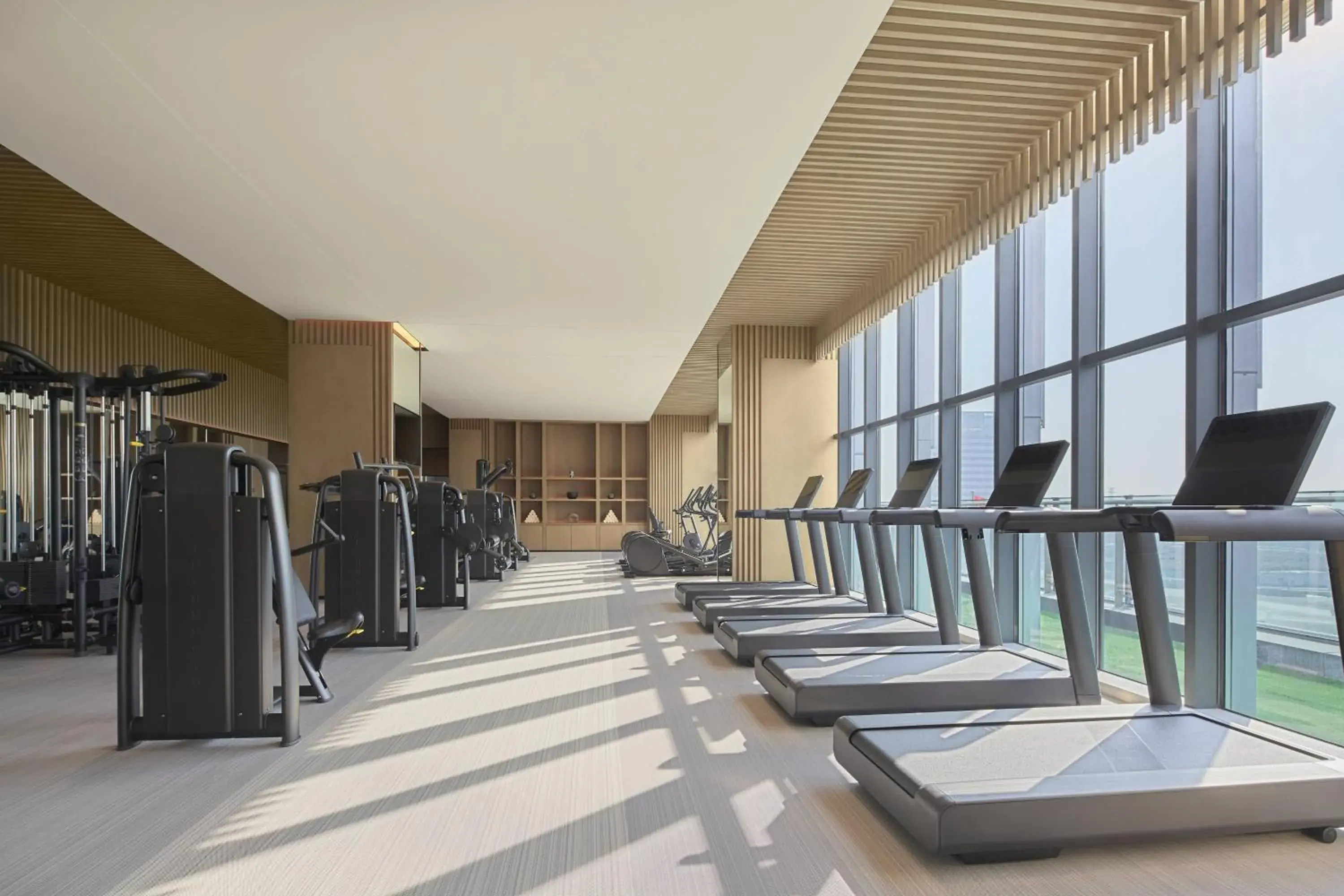 Fitness centre/facilities in Liyang Marriott Hotel