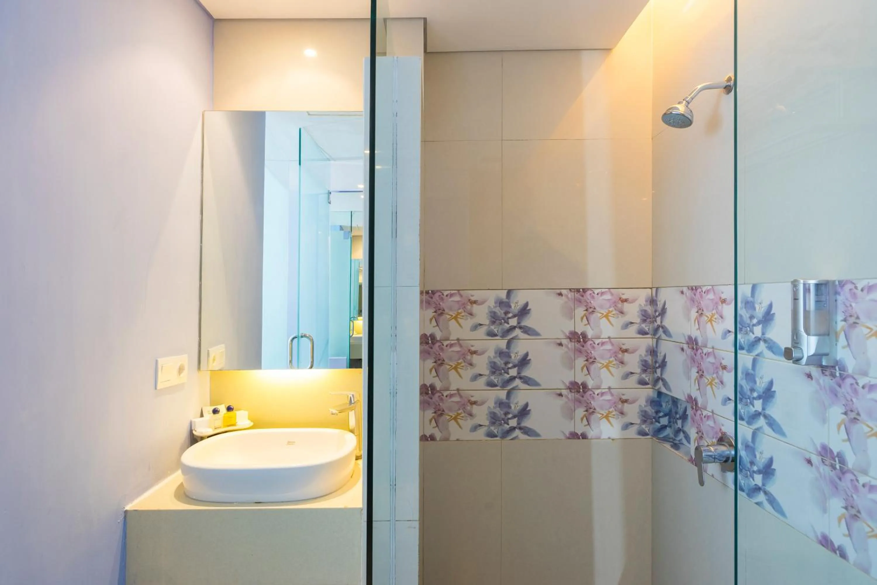 Bathroom in Royal City Hotel Jakarta