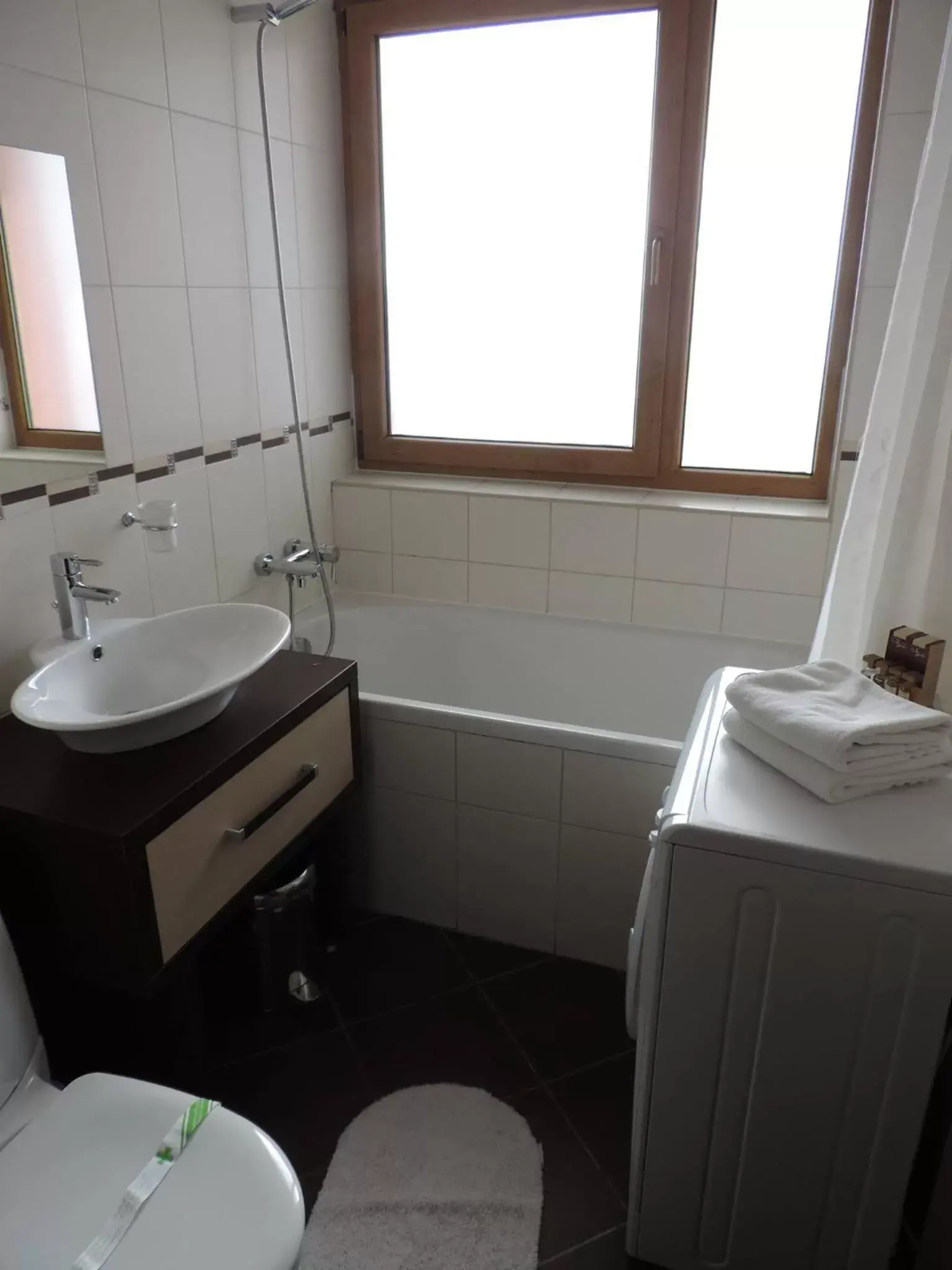 Bathroom in Monte Carlo Palace Suites