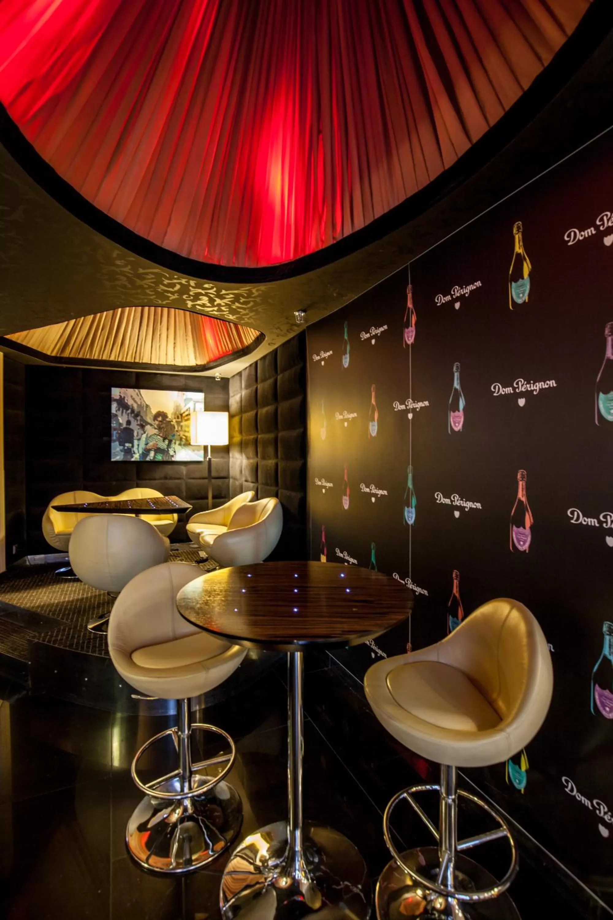 Lounge or bar in Andersia Hotel & Spa Poznan, a member of Radisson Individuals