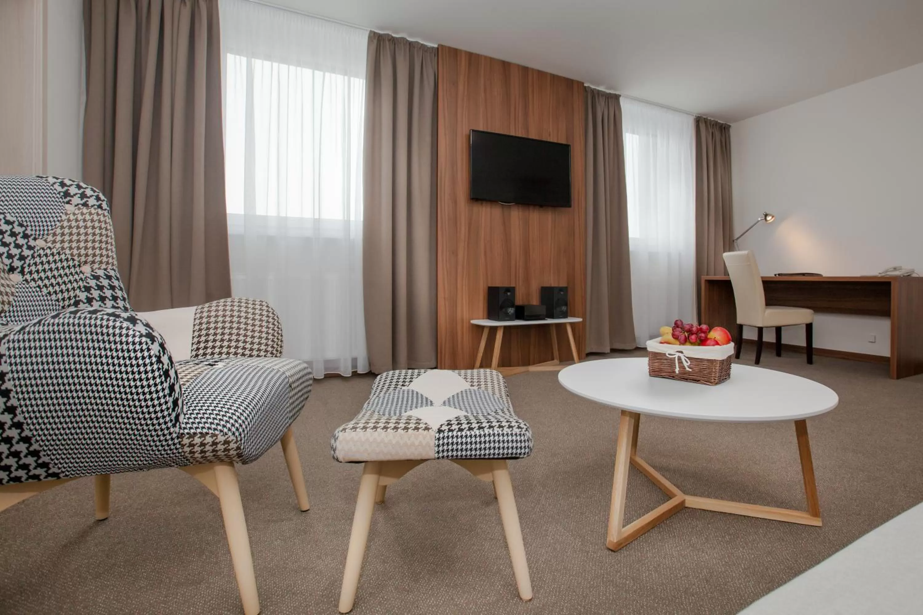 TV and multimedia in Hotel Metropol WELLNESS & CONGRESS HOTEL