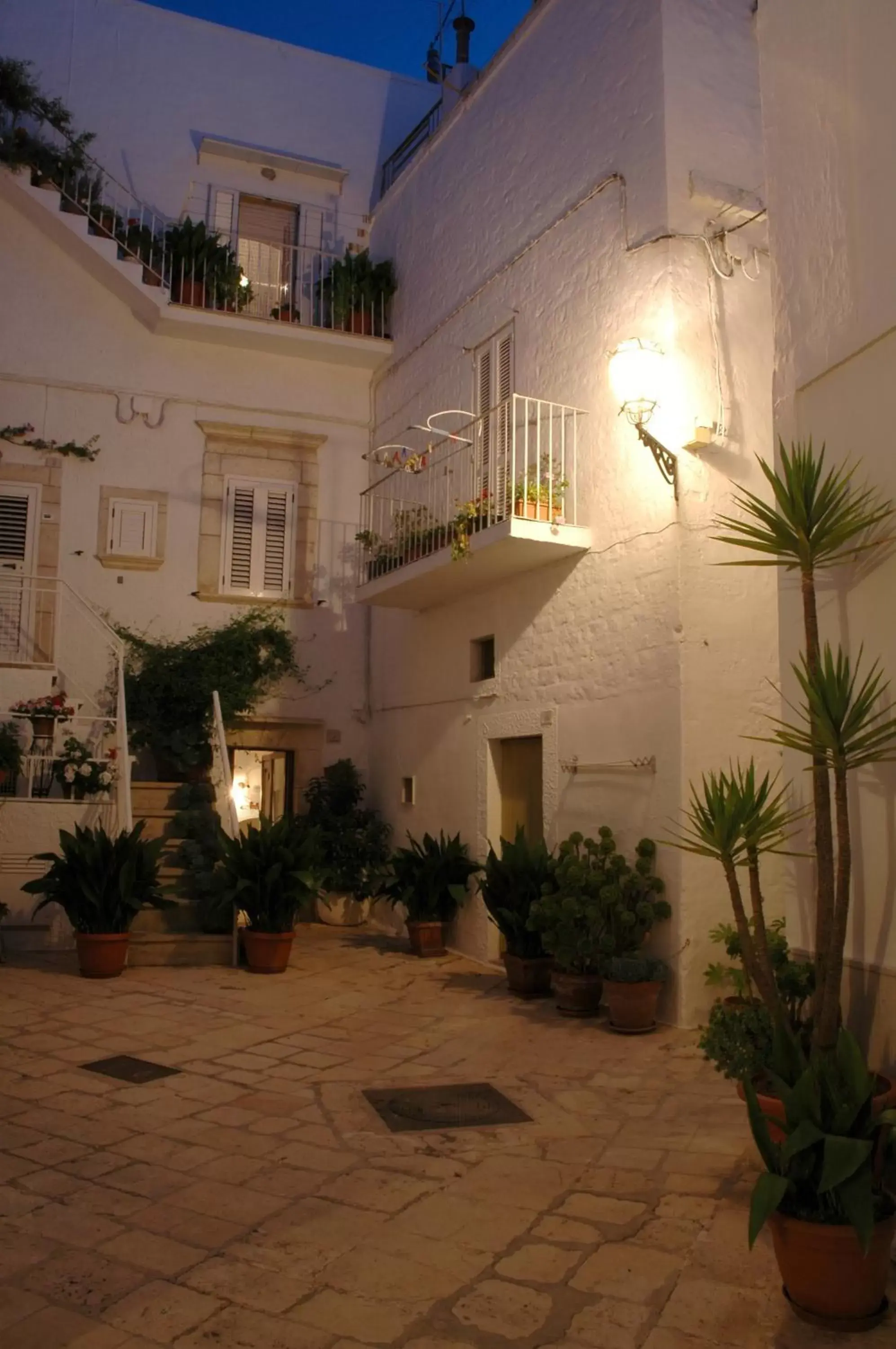 Facade/entrance, Property Building in Albergo Diffuso Sotto le Cummerse