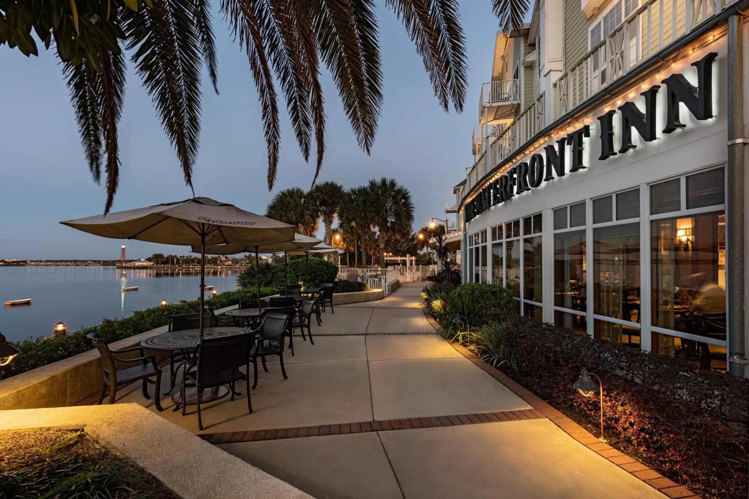 Patio in The Waterfront Inn