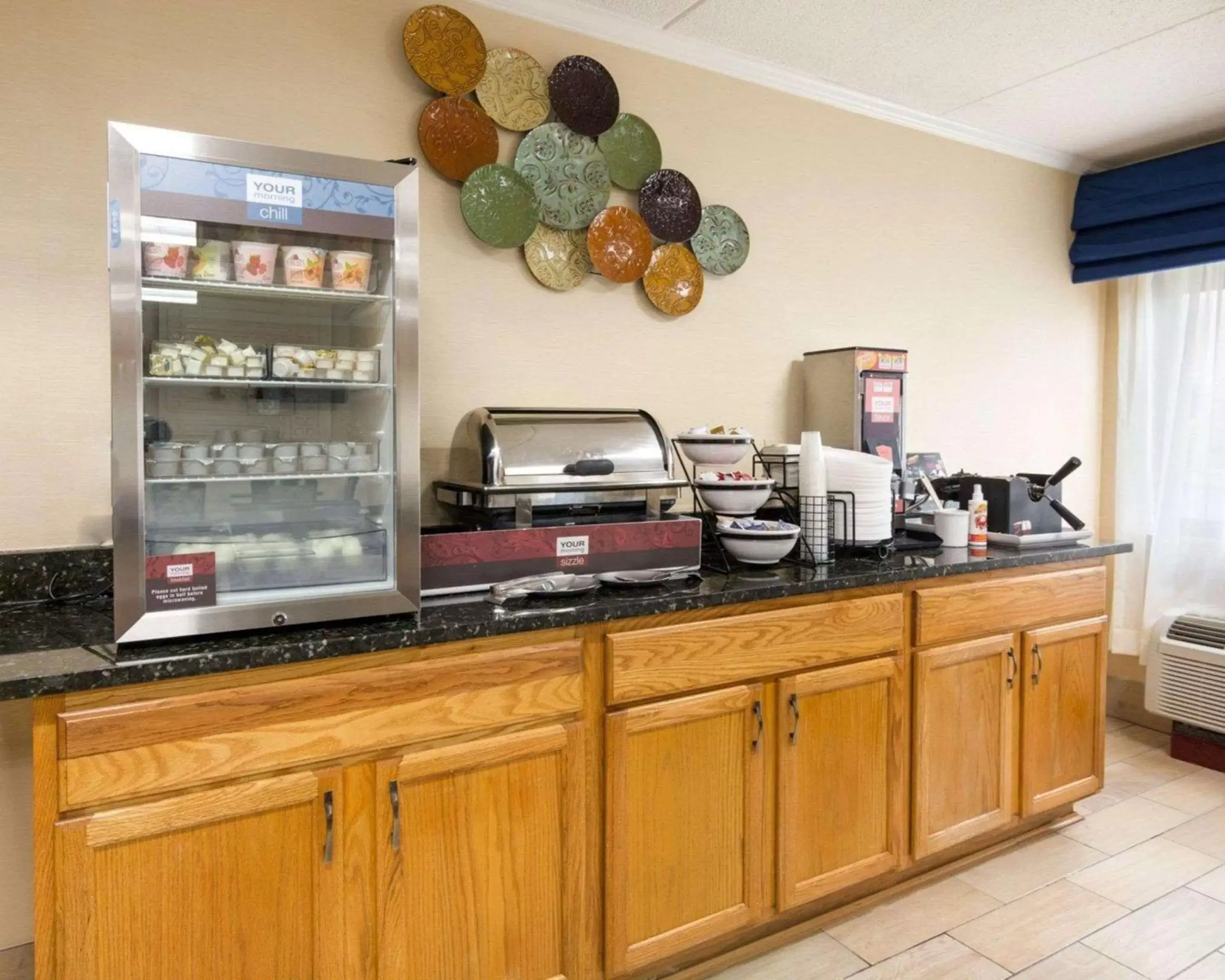 Restaurant/places to eat in Comfort Inn Oxon Hill