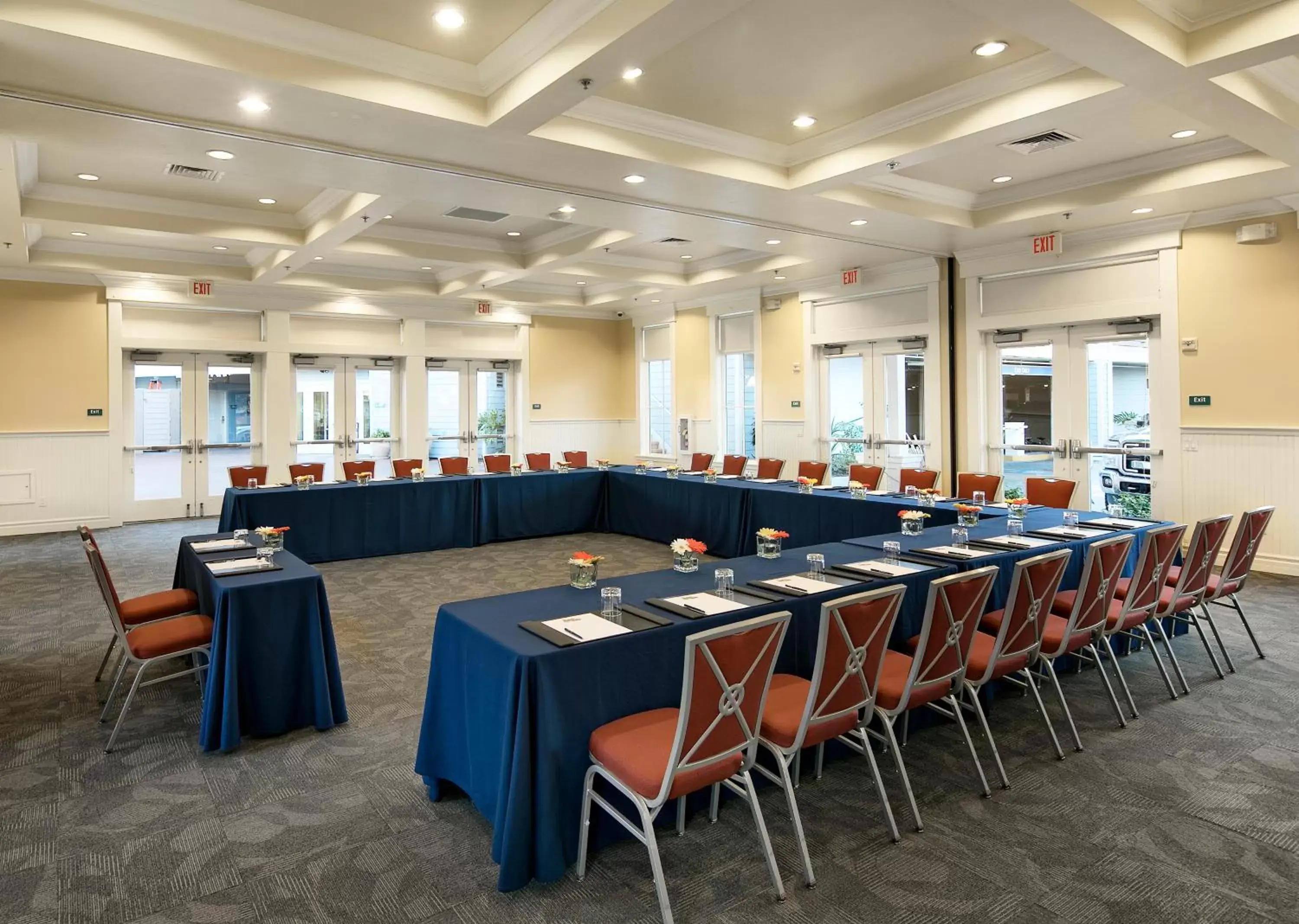 Meeting/conference room in Avila Lighthouse Suites