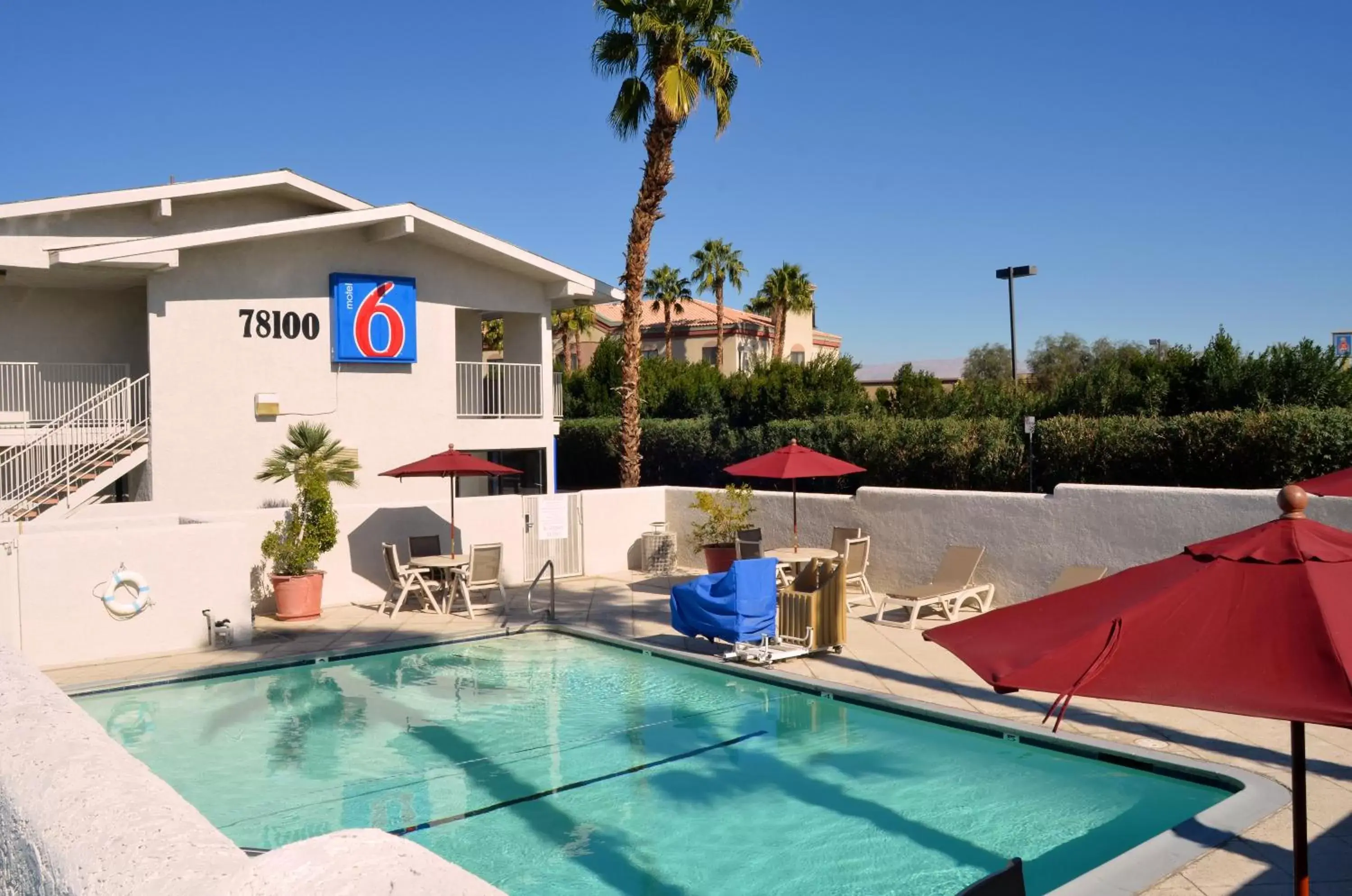 Property building, Swimming Pool in Motel 6-Palm Desert, CA - Palm Springs Area