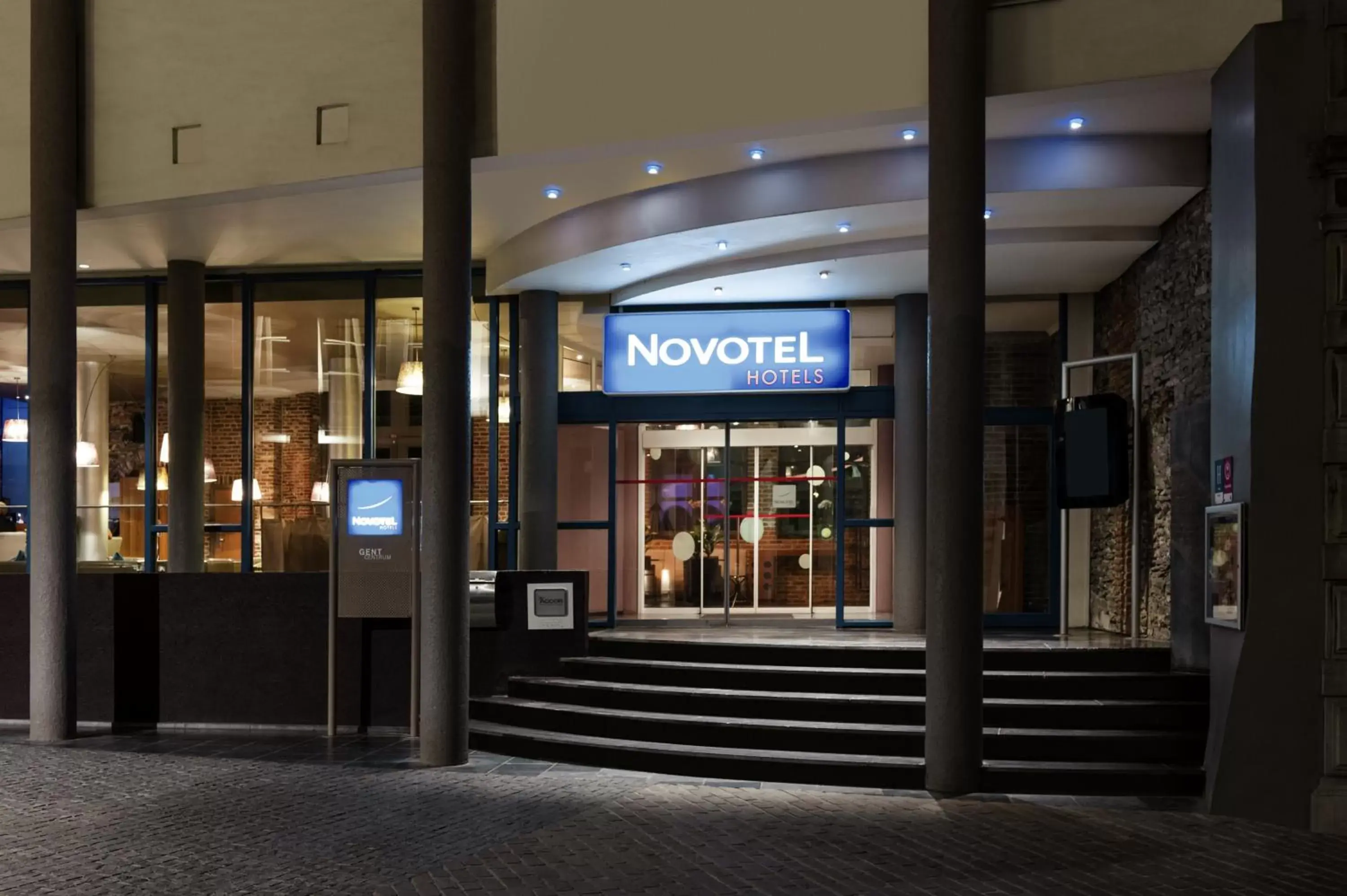 Facade/entrance in Novotel Gent Centrum